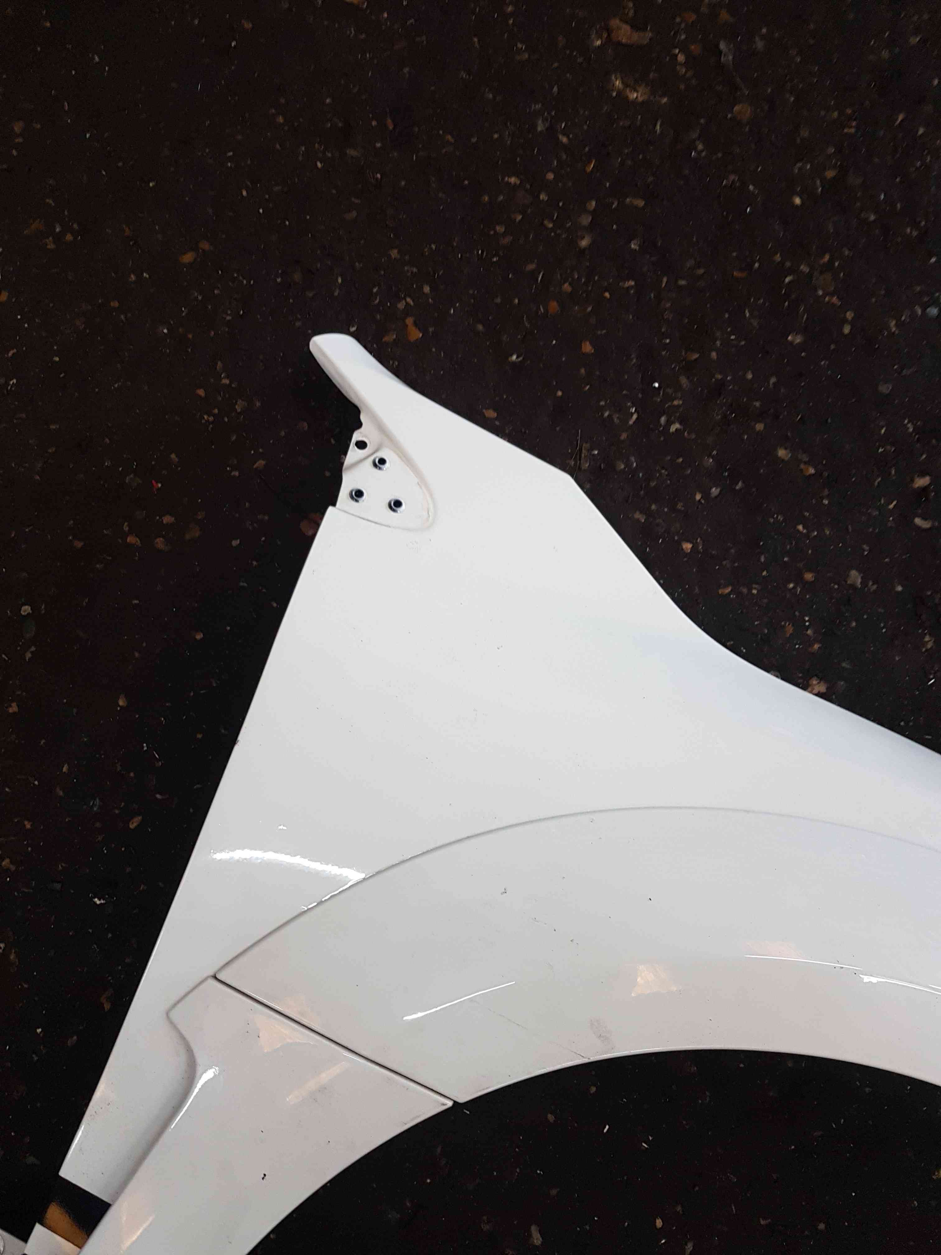 Thumb 4 Renault Megane Rs Sport 250 MK3 2008-2010 Drivers OSF Front Wing White Ov369 369