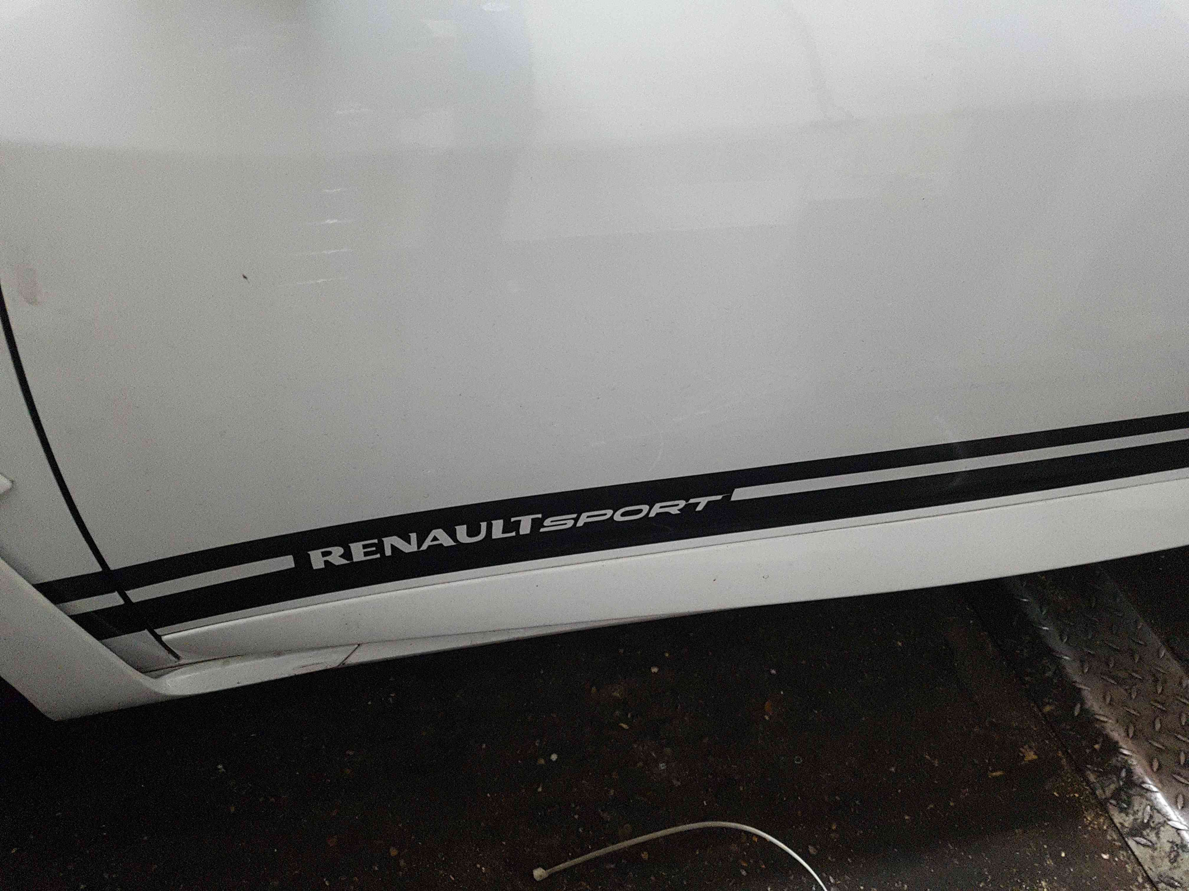 Thumb 3 Renault Megane Rs Sport 250 MK3 2008-2010 Passenger NSF Front Door White Ov369