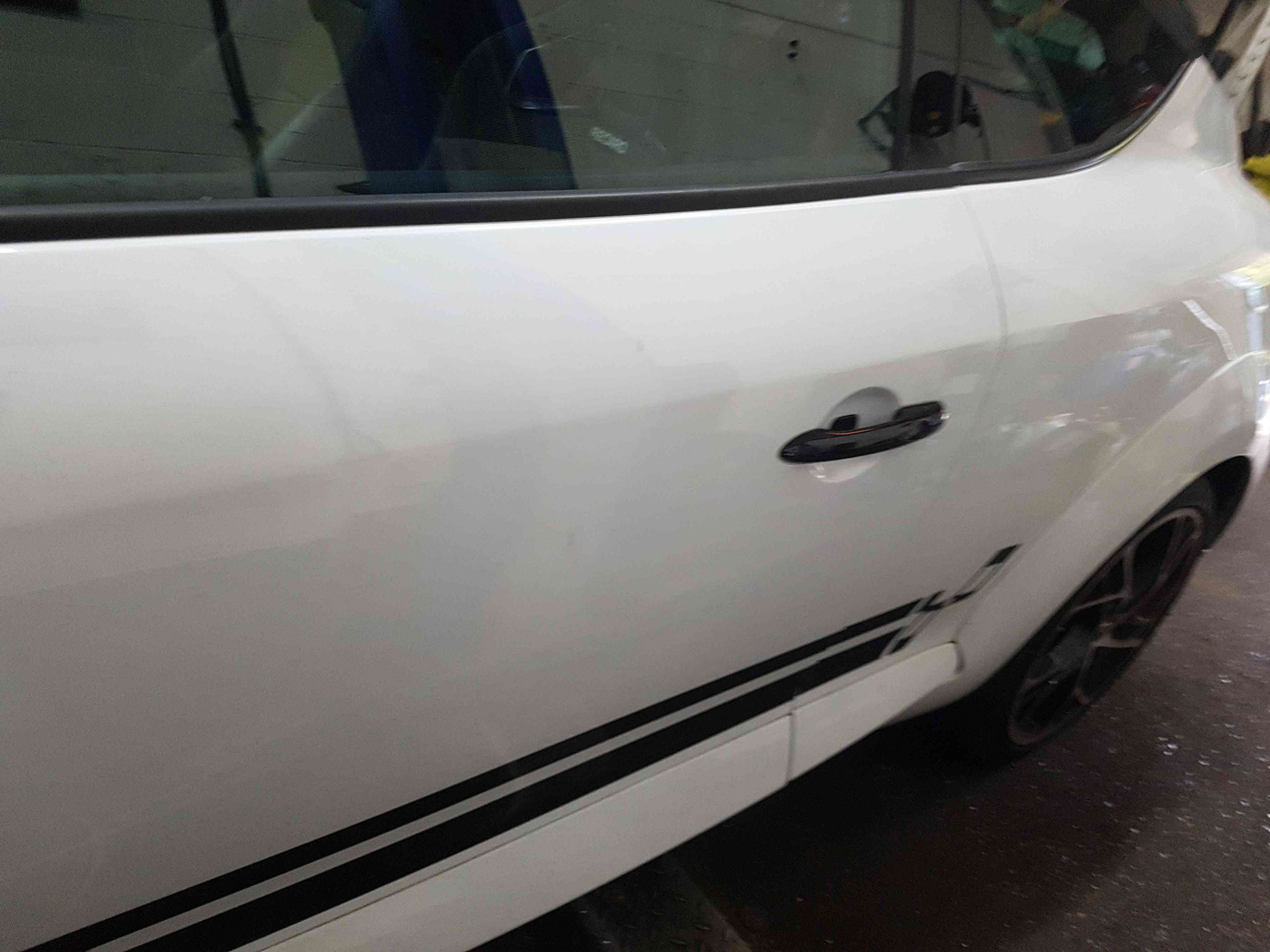 Thumb 4 Renault Megane Rs Sport 250 MK3 2008-2010 Passenger NSF Front Door White Ov369