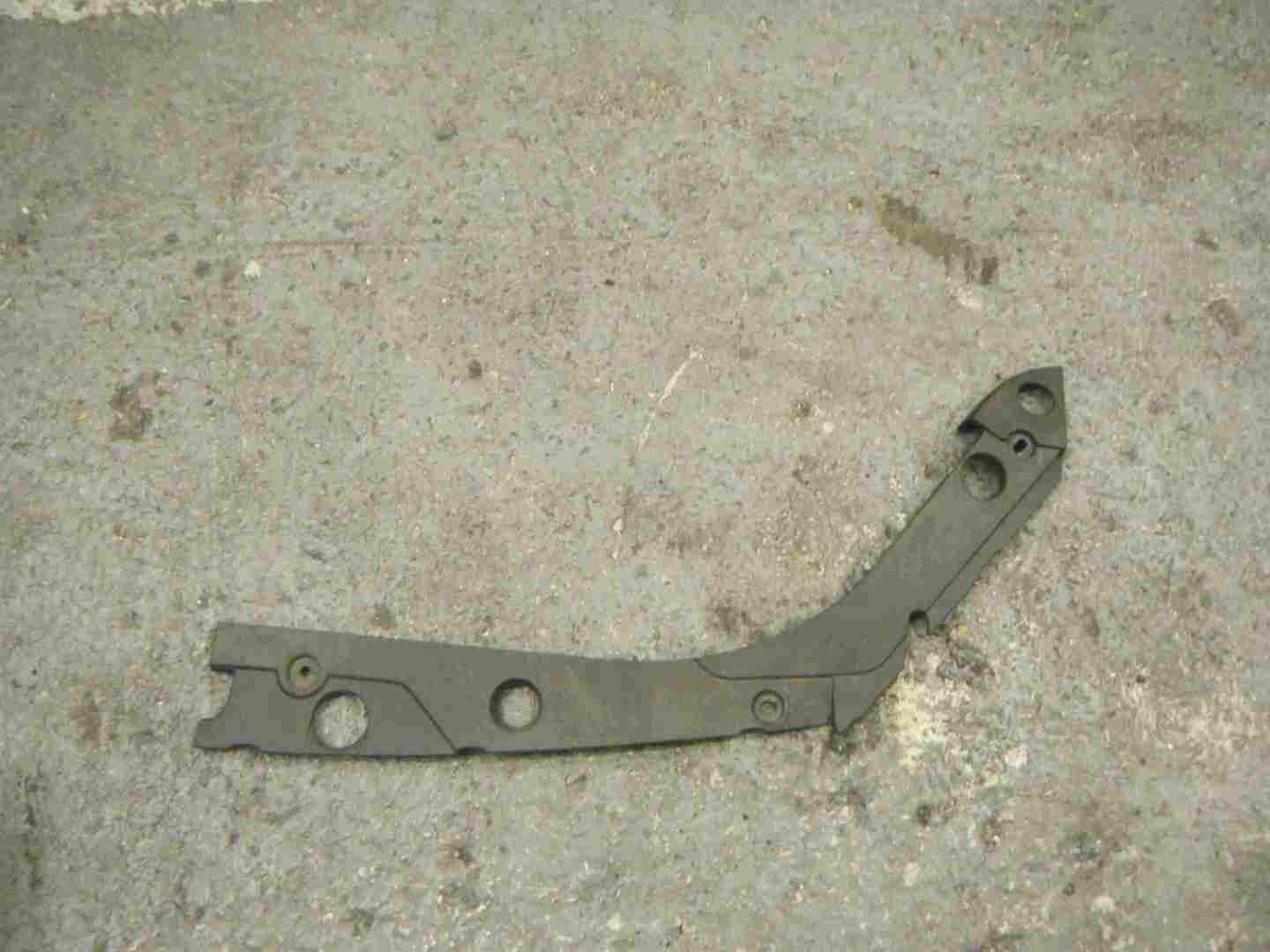 Renault Megane Scenic 03-09 Passenger NS Engine Bay Headlight Trim Plastic Cover