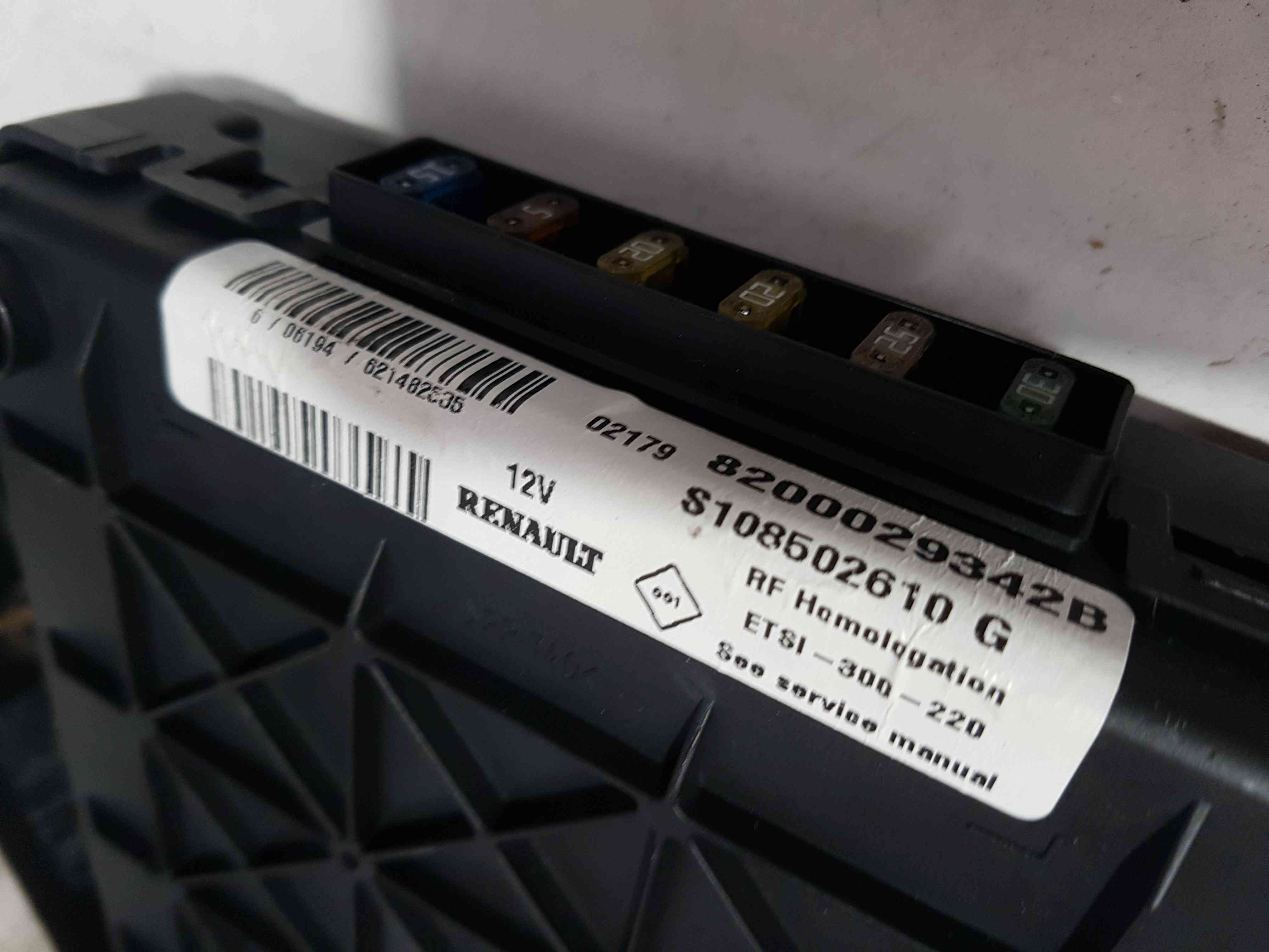 Thumb 3 Renault Megane Scenic 1999-2003 1.6 16V ECU Set UCH Immobiliser   KEY Fob