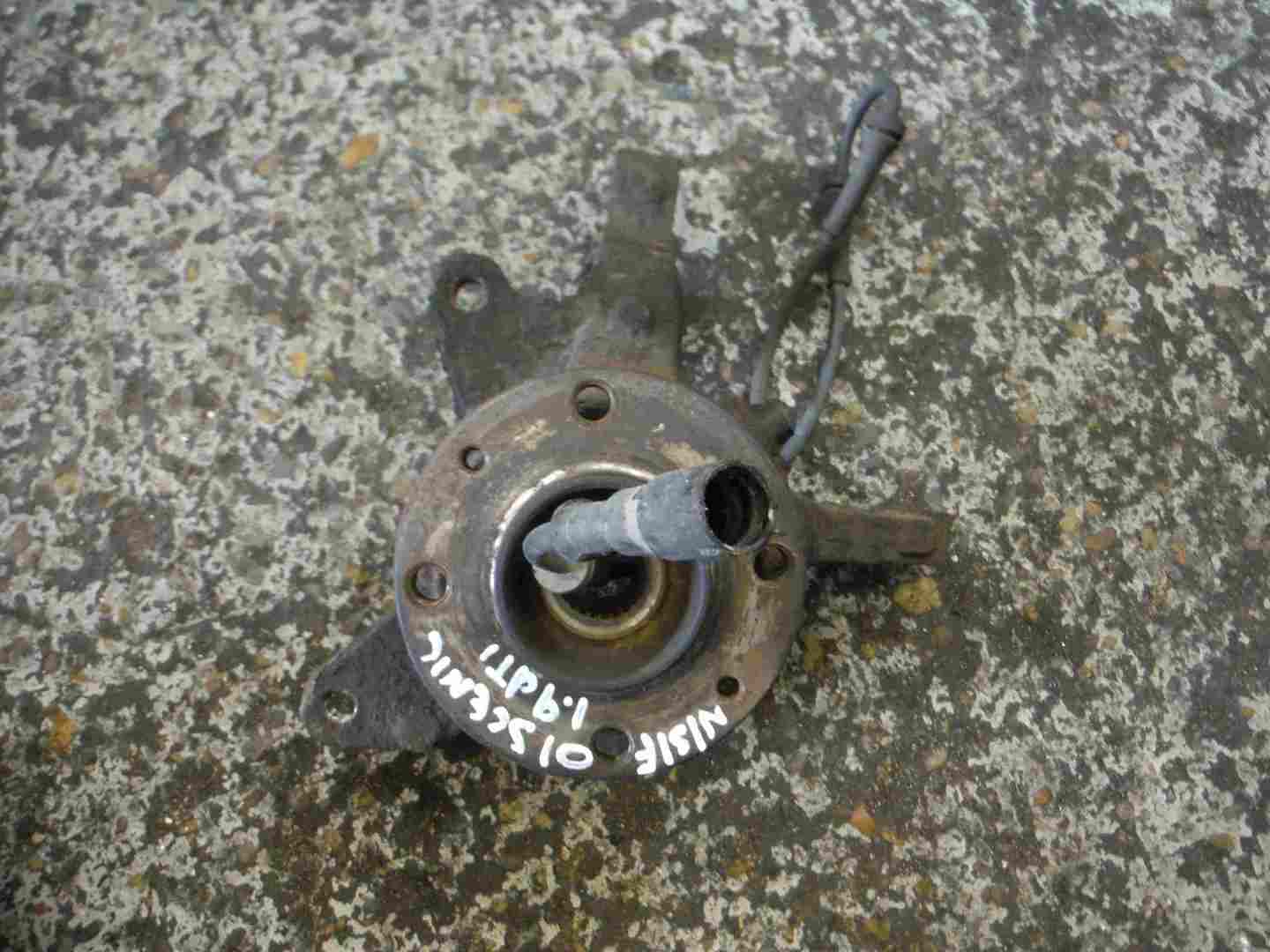 Renault Megane Scenic 1999-2003 1.9 dTi Passenger NSF Front Wheel Hub + ABS
