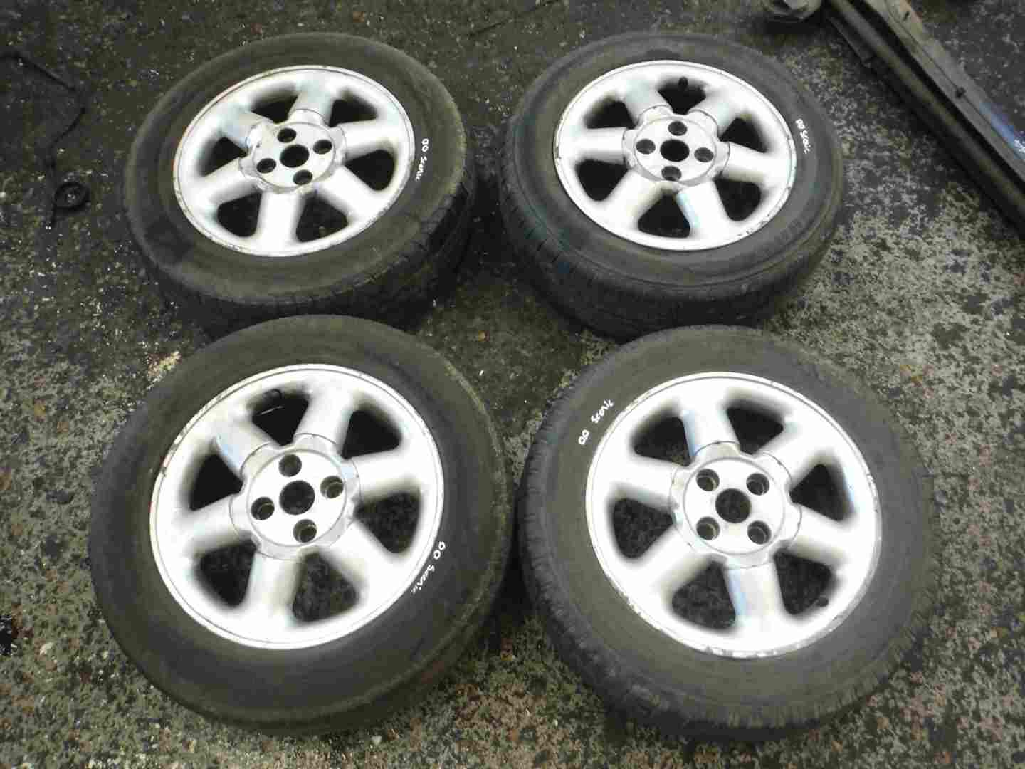 Renault Megane Scenic 1999-2003 Alloy Wheels 15 inch   Tyres 185 65 15