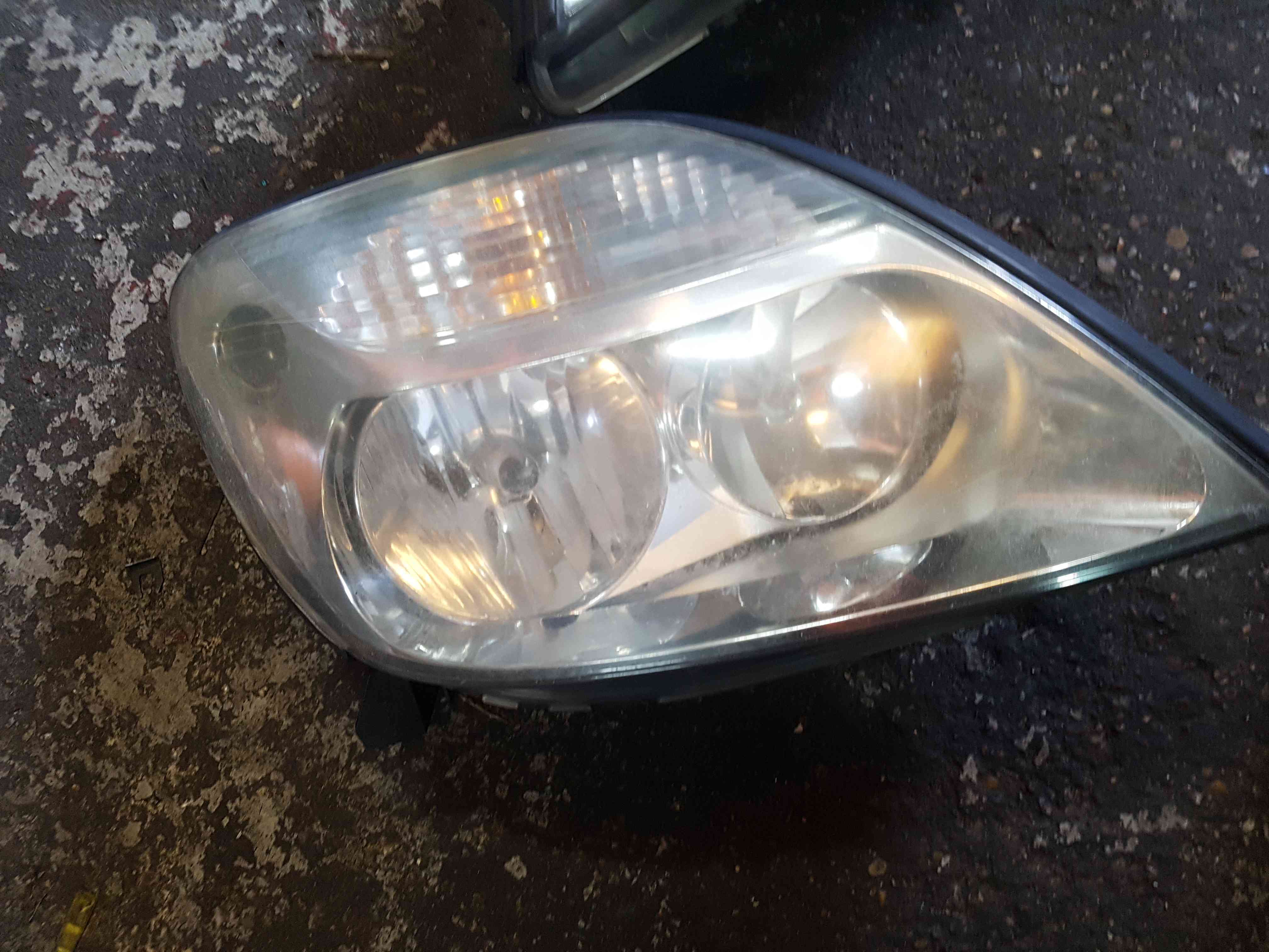 Thumb 2 Renault Megane Scenic 1999-2003 Drivers OSF Front Headlight Lamp 7700432099