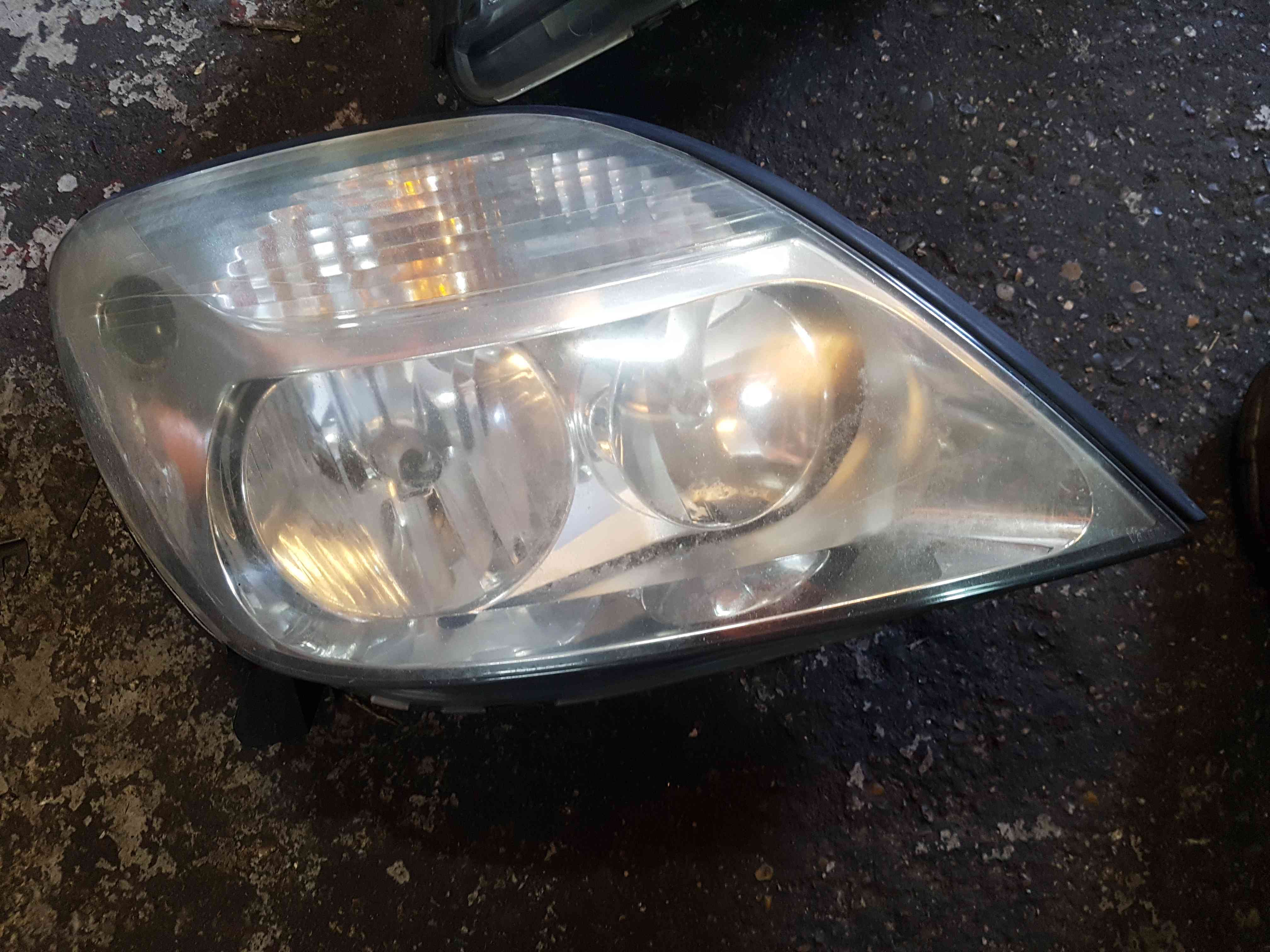 Thumb 3 Renault Megane Scenic 1999-2003 Drivers OSF Front Headlight Lamp 7700432099
