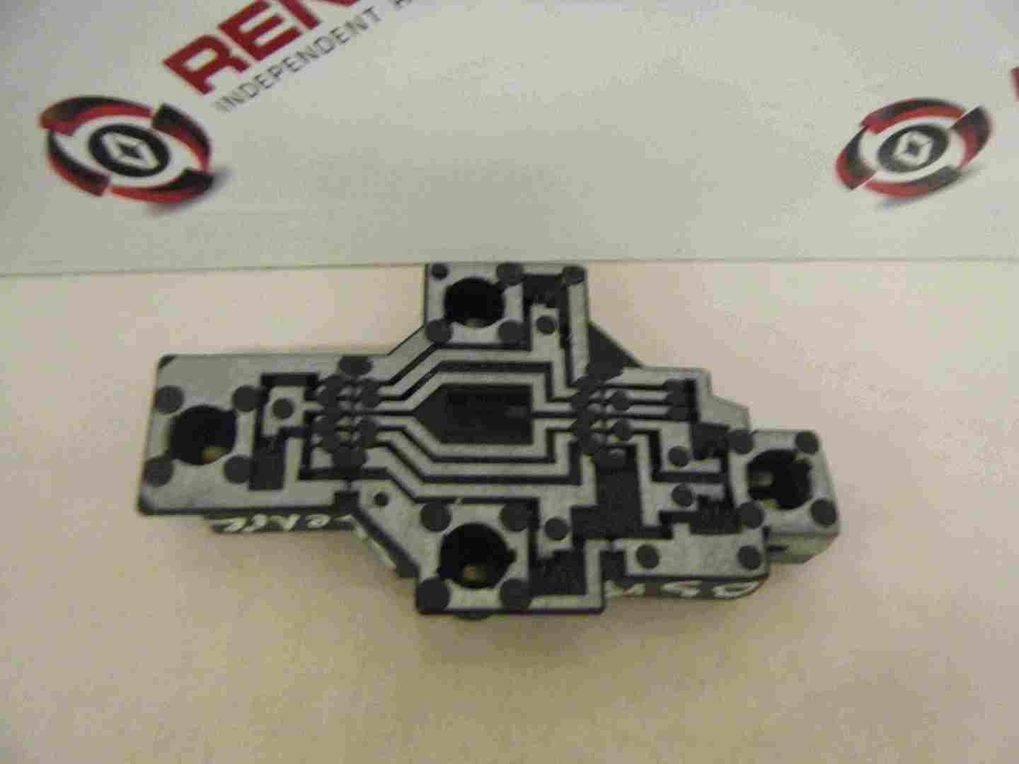 Renault Megane Scenic 1999-2003 Drivers OSR Rear Light Bulb Holder