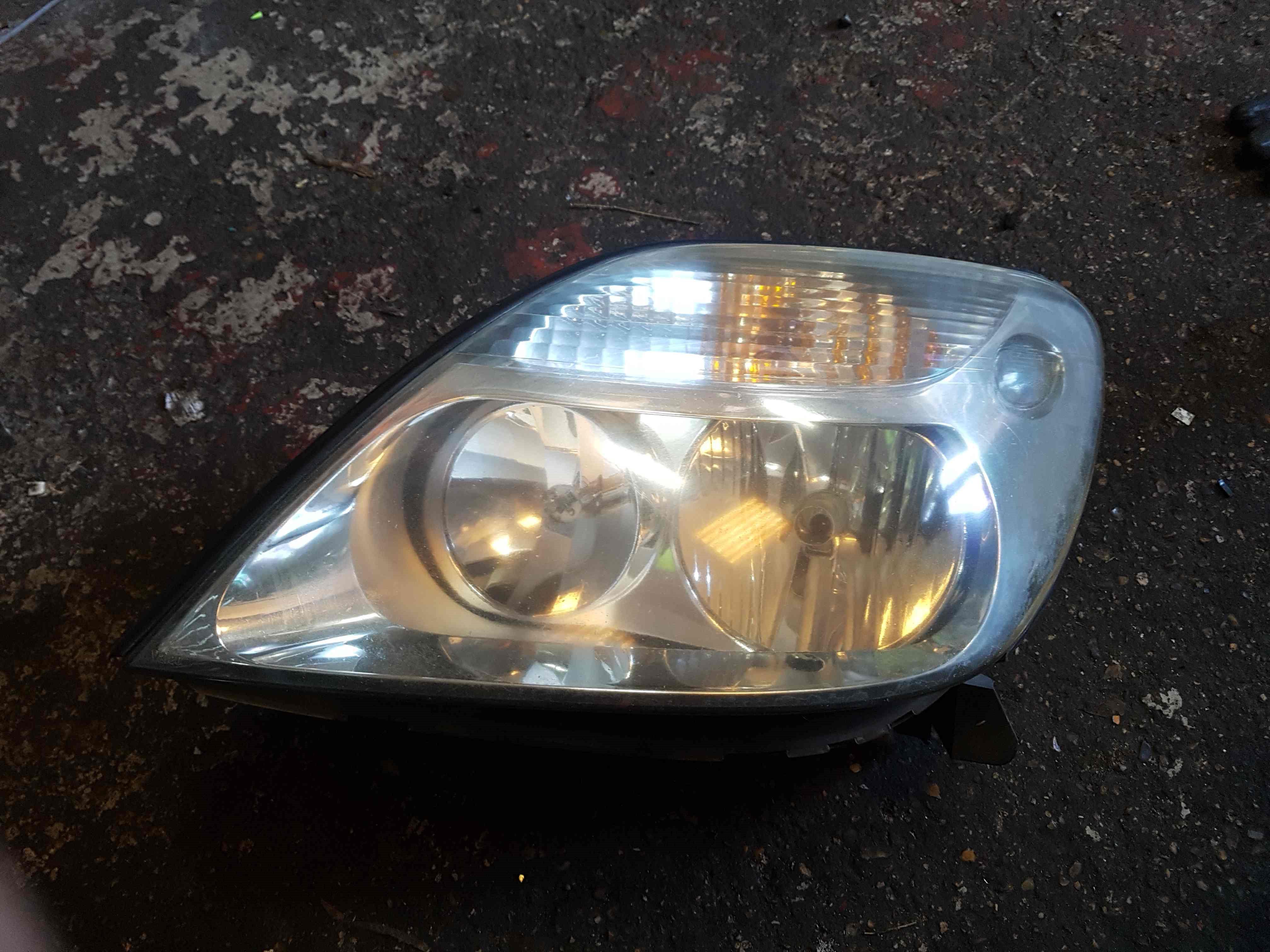 Renault Megane Scenic 1999-2003 Passenger NSF Front Headlight Lamp 7700432100