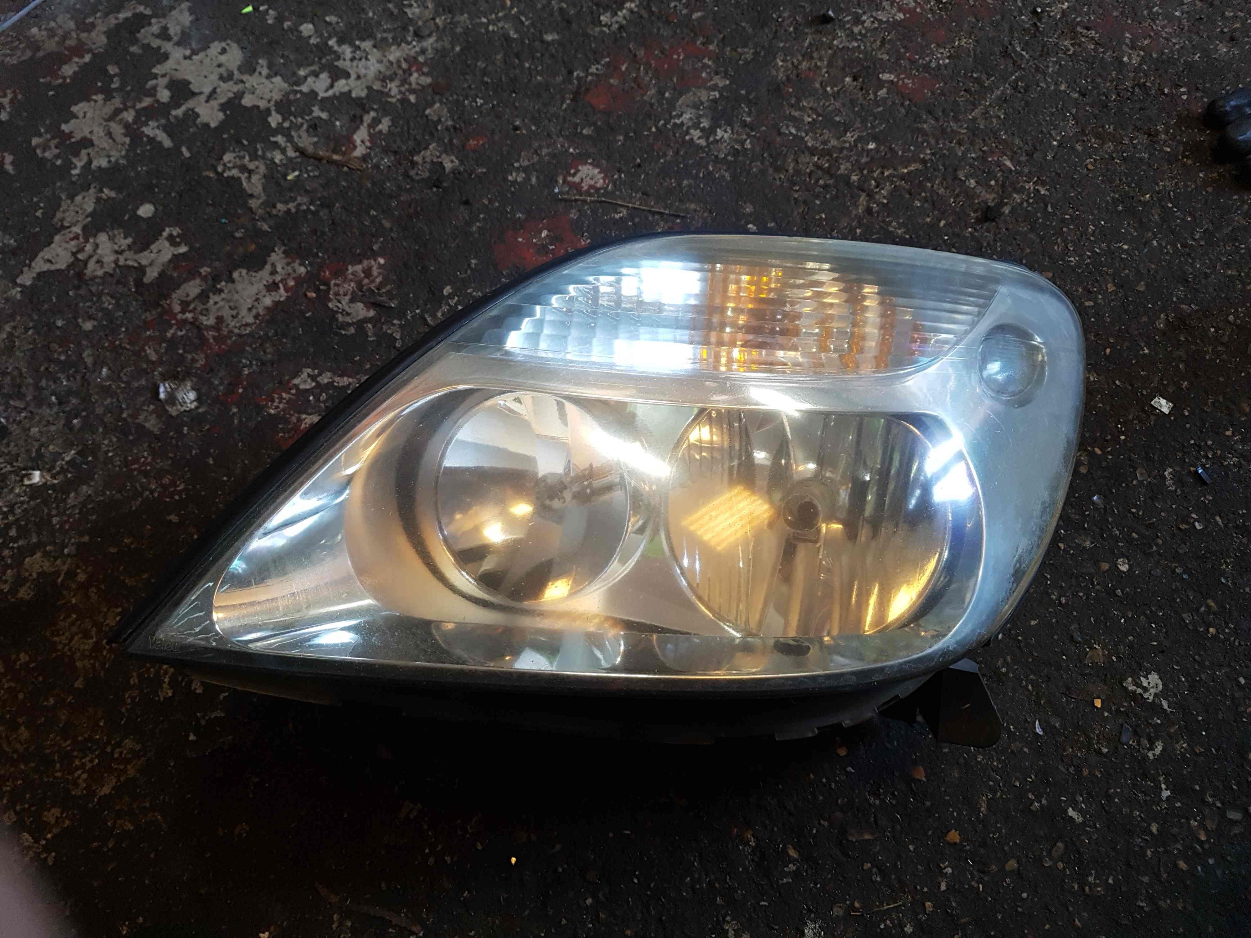 Thumb 2 Renault Megane Scenic 1999-2003 Passenger NSF Front Headlight Lamp 7700432100