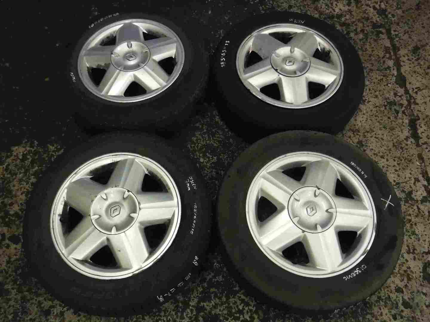 Renault Megane Scenic 1999-2003 Saros Alloy Wheel Set X4 15inch