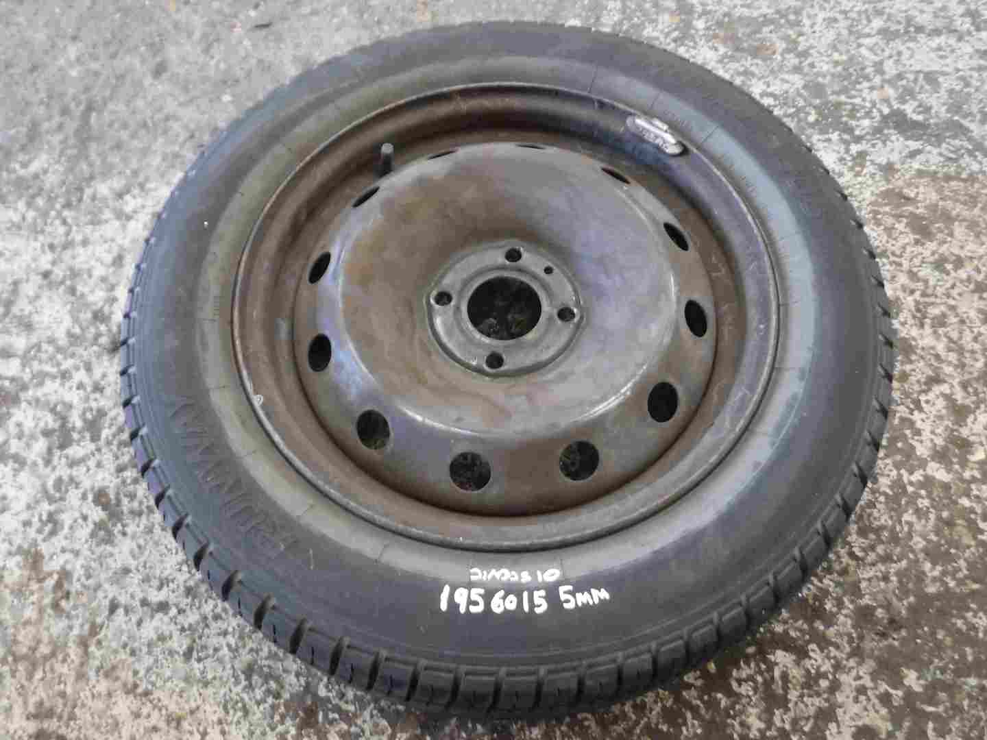 Renault Megane Scenic 1999-2003 Steel Wheel Rim   Tyre 195 60 15 5mm Tread