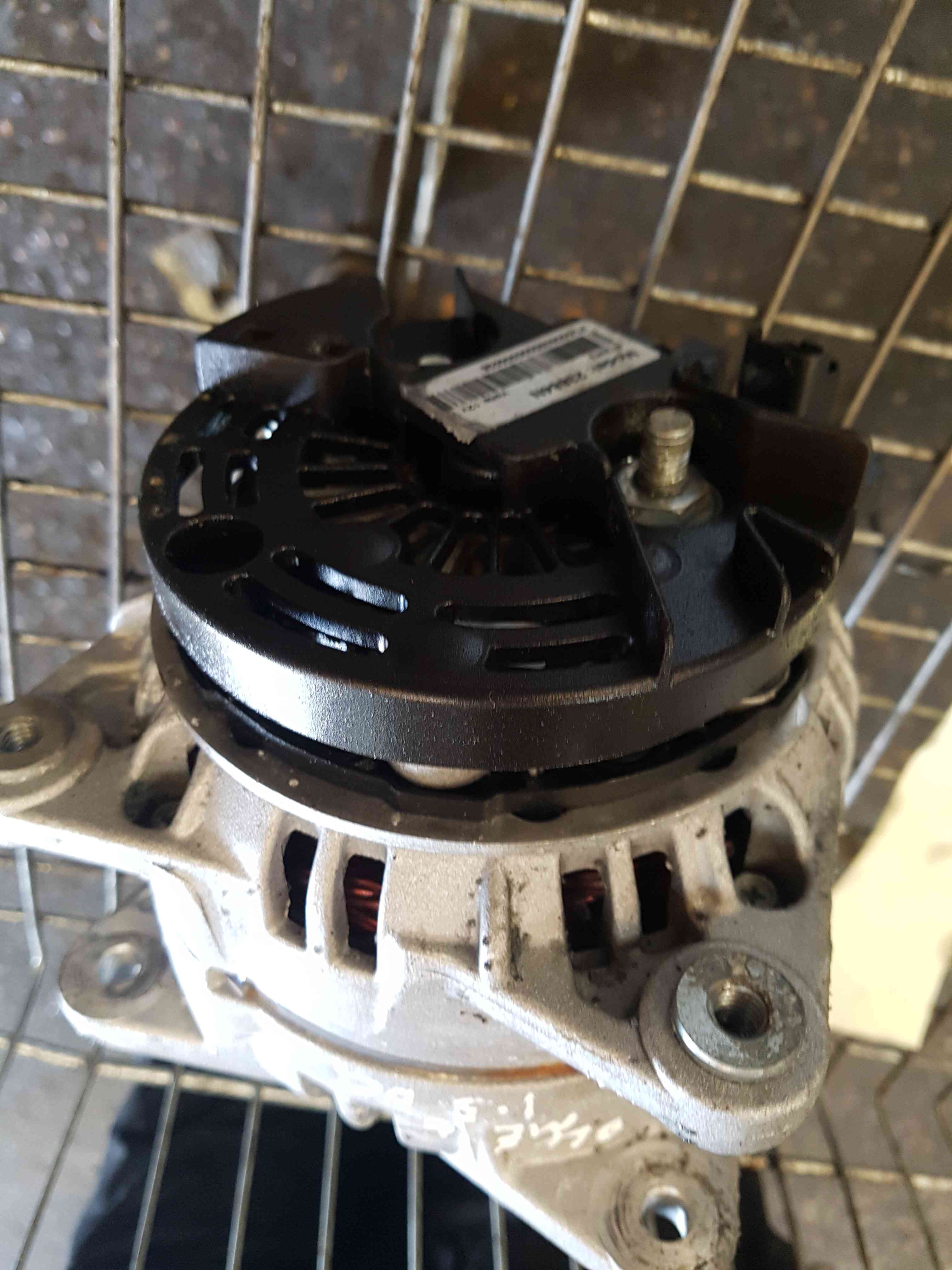 Thumb 6 Renault Megane Scenic 2003-2009 1.5 DCI Alternator K9K 722 728