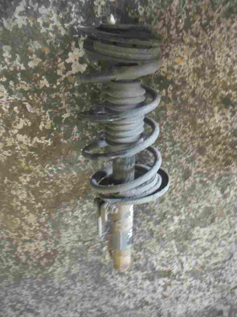Renault Megane Scenic 2003-2009 1.6/2.0 16v NS OS Front Shock Spring Suspension