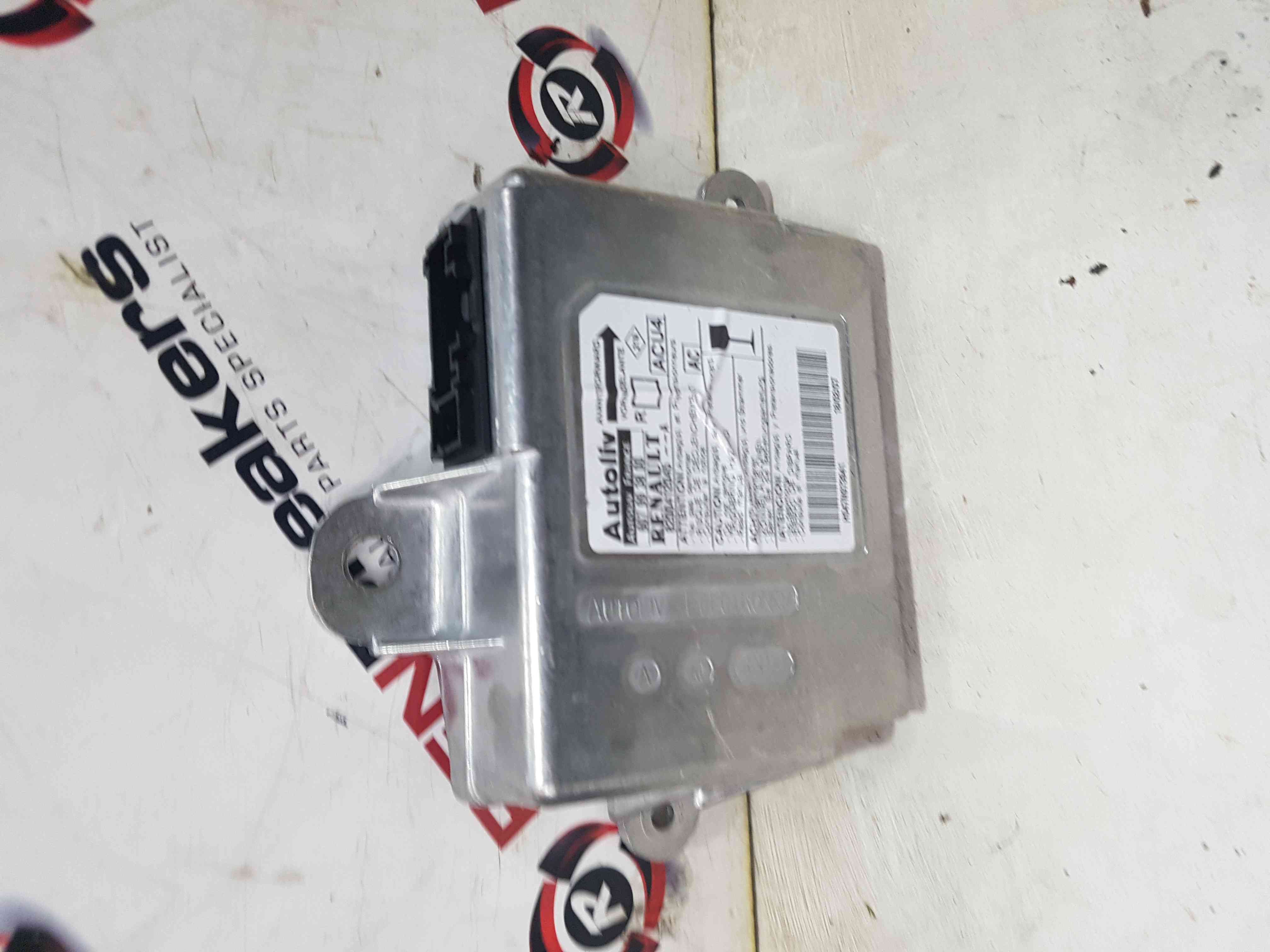 Thumb 5 Renault Megane Scenic 2003-2009 Airbag Module ECU Unit 8200412045