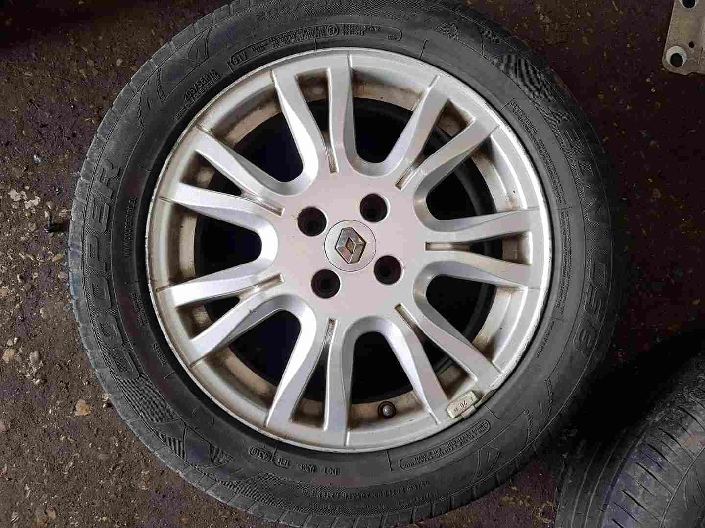 Thumb 2 Renault Megane Scenic 2003-2009 Alloy Wheel 16Inch 4/5
