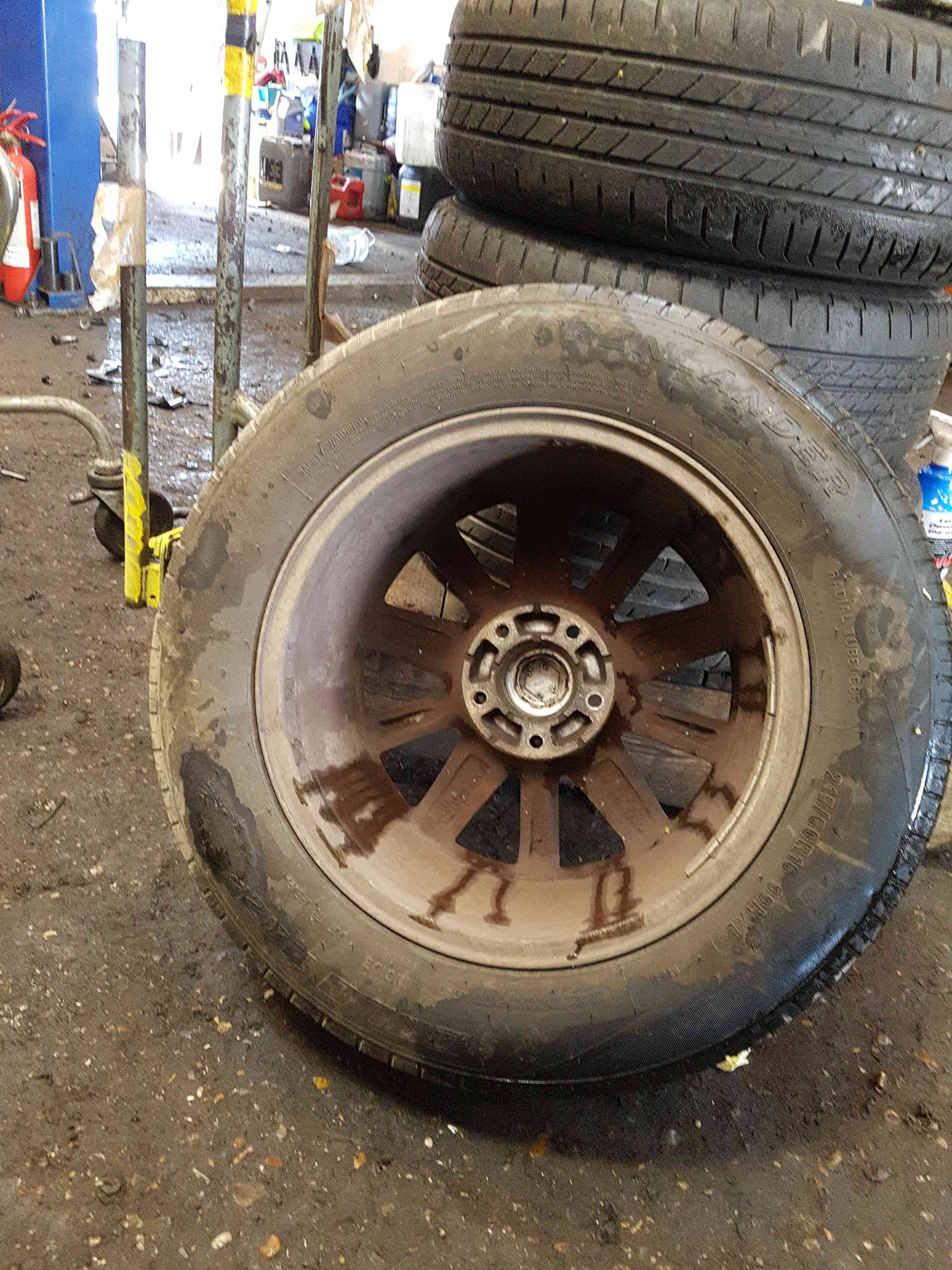 Thumb 4 Renault Megane Scenic 2003-2009 Alloy Wheel Inch 3/5