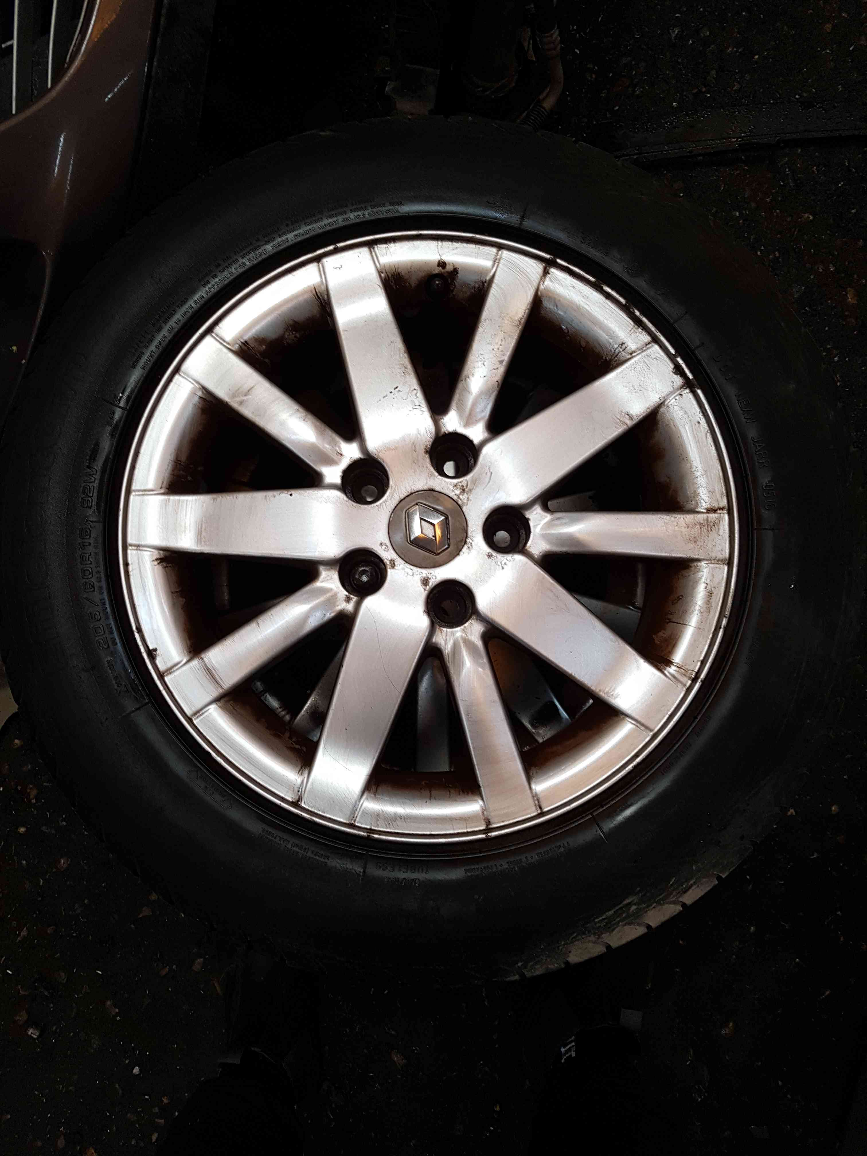 Thumb 6 Renault Megane Scenic 2003-2009 Alloy Wheel Inch 3/5