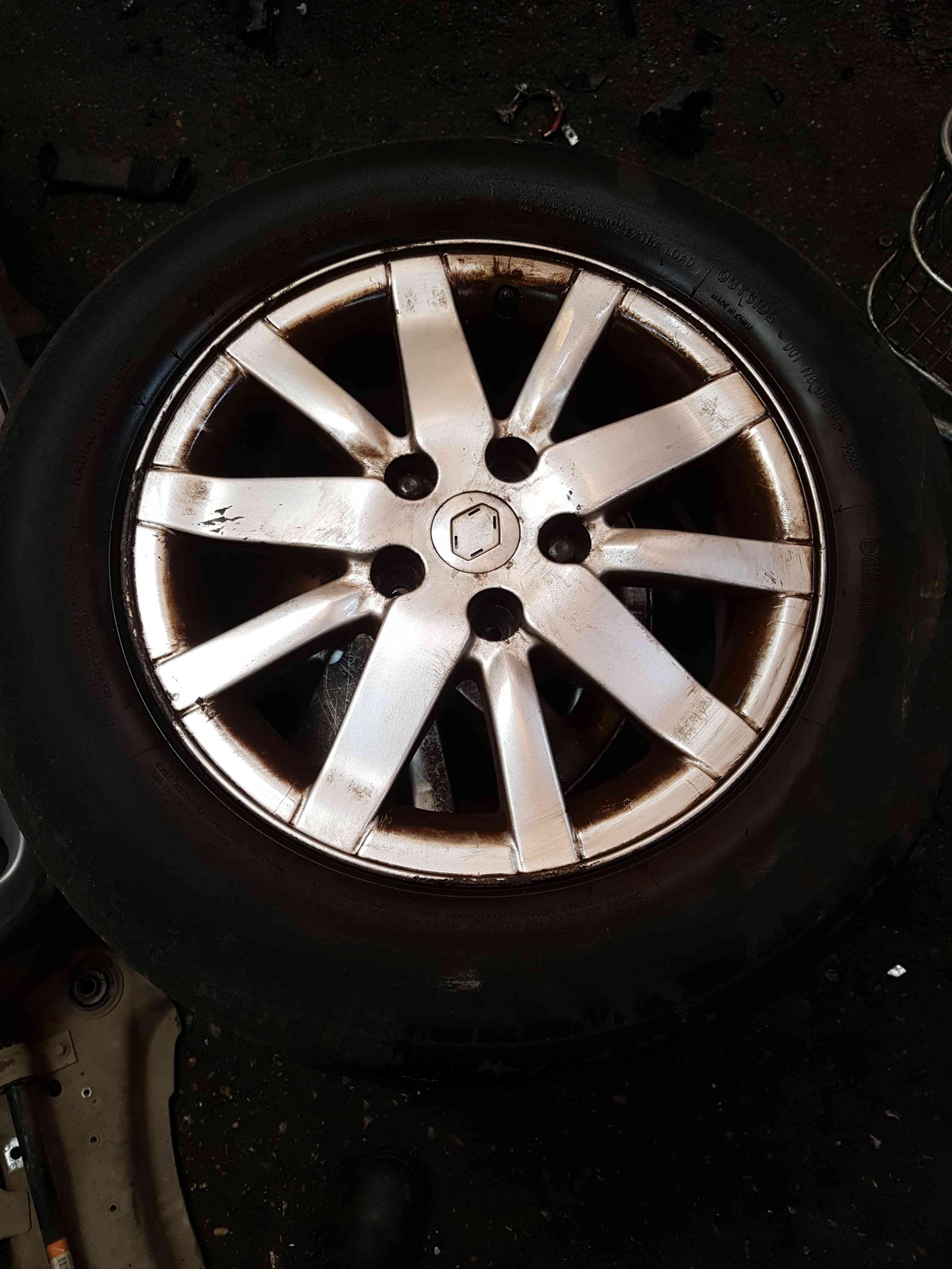 Thumb 2 Renault Megane Scenic 2003-2009 Alloy Wheel Inch 4/5