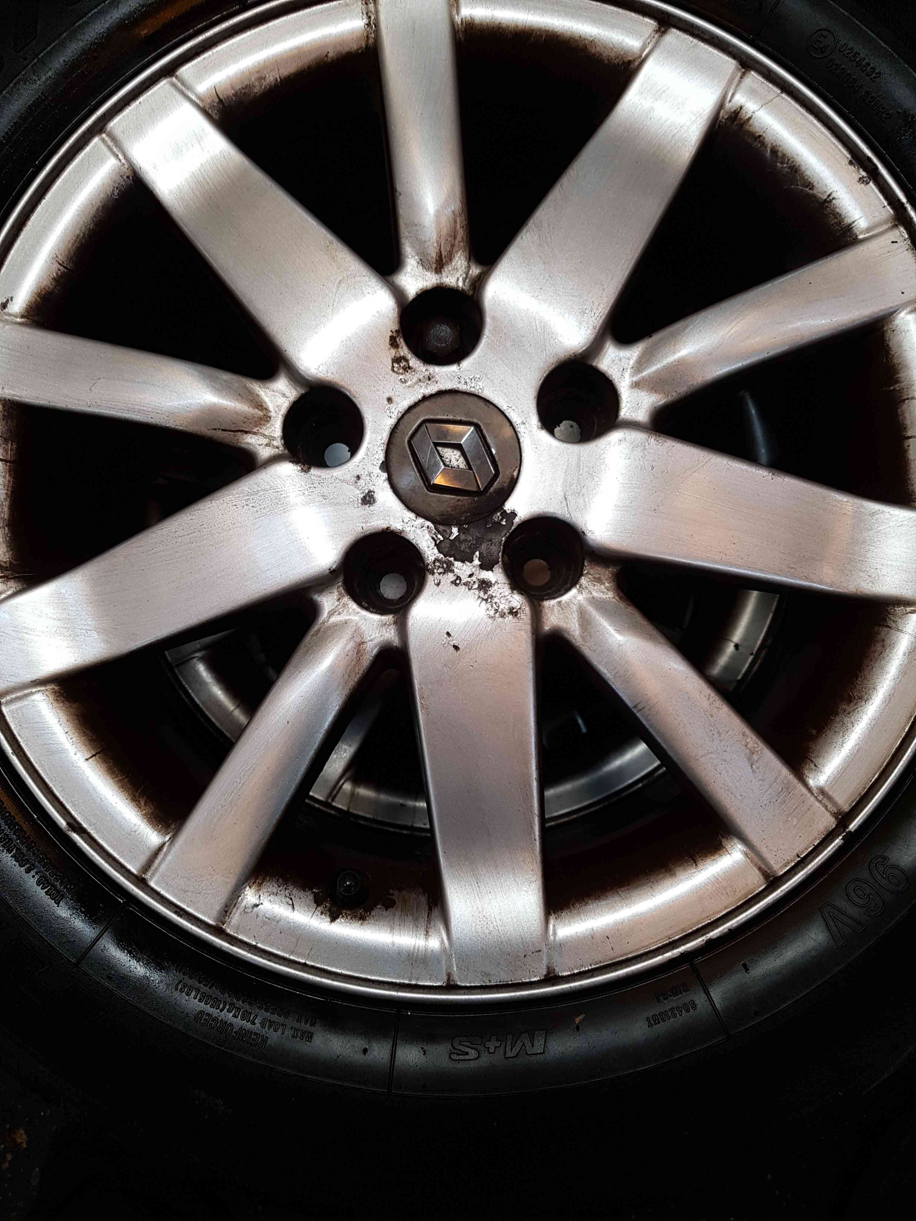 Thumb 3 Renault Megane Scenic 2003-2009 Alloy Wheel Inch 3/5