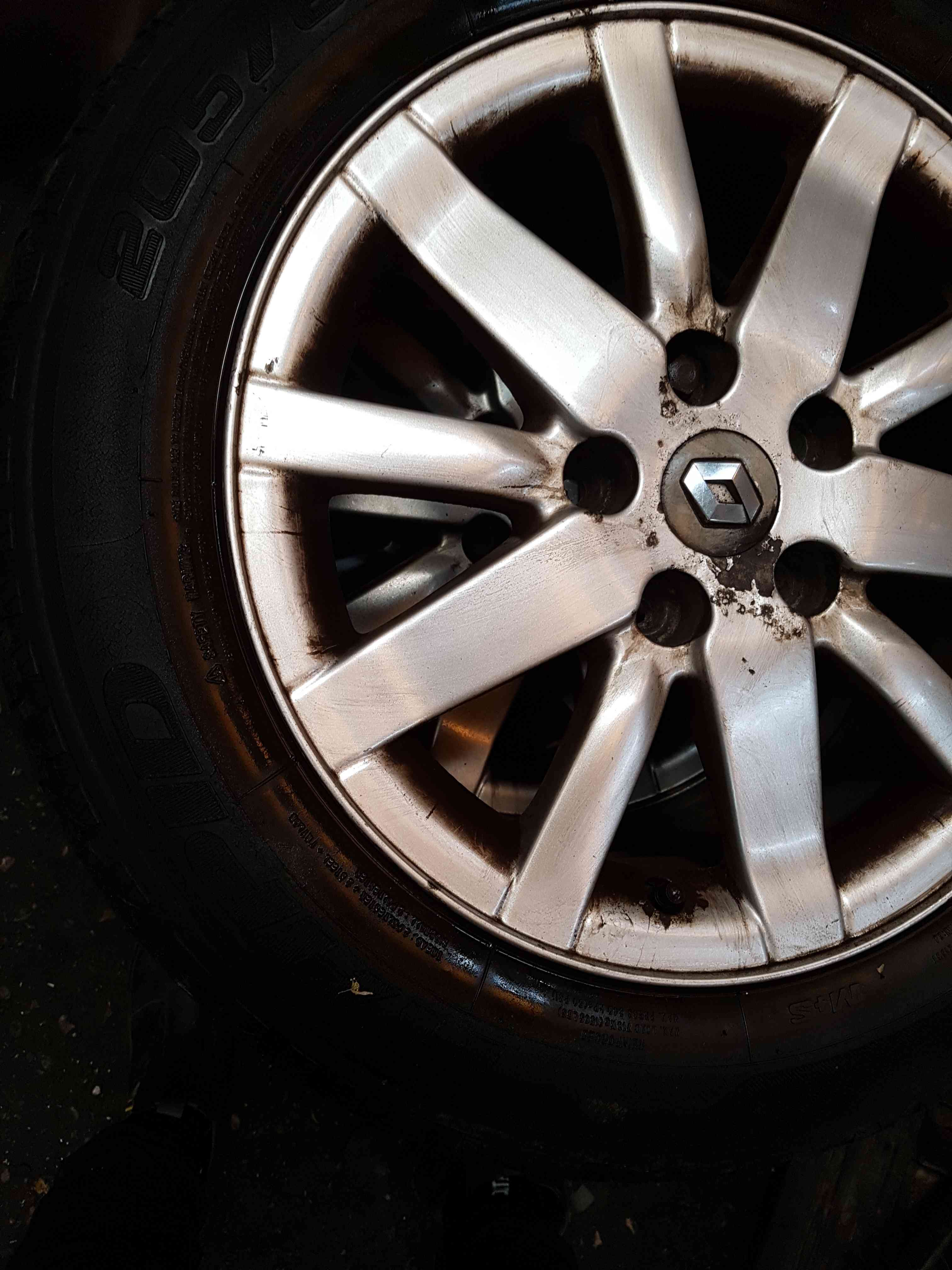 Thumb 2 Renault Megane Scenic 2003-2009 Alloy Wheel Inch 3/5