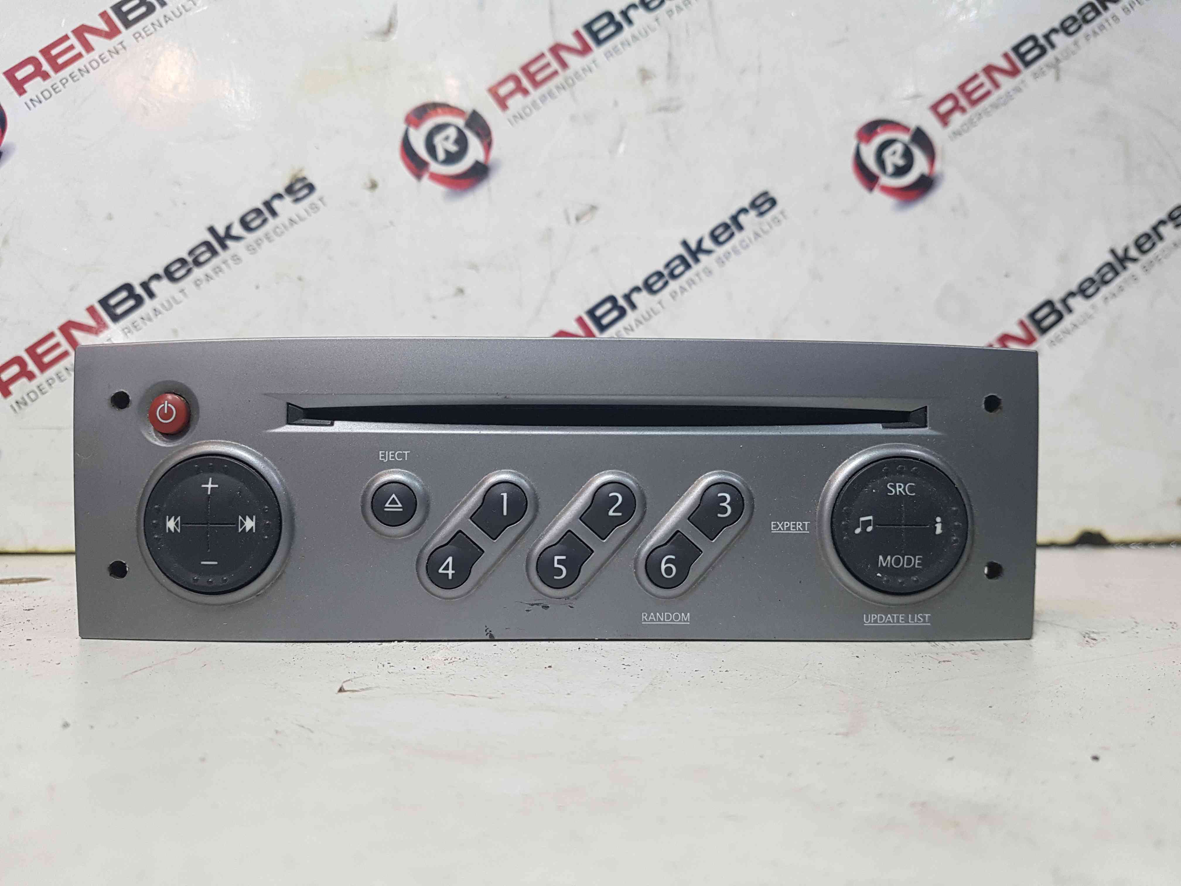 Thumb 2 Renault Megane Scenic 2003-2009 Cd Player Radio Update List + Code 8200562686