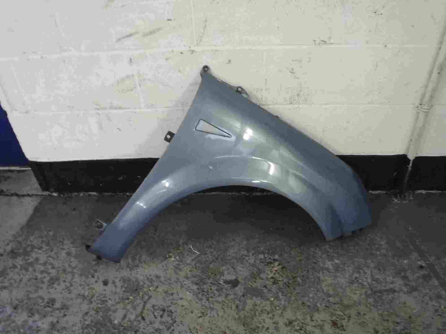 Renault Megane Scenic 2003-2009 Drivers OS Wing Purple Blue TED47