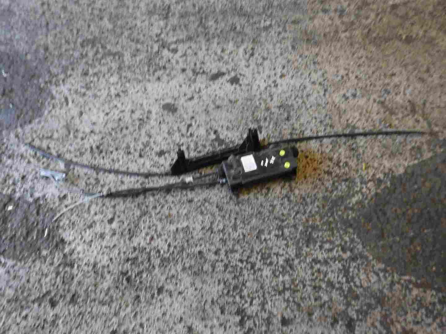 Renault Megane Scenic 2003-2009 Electronic Handbrake Motor   Cables SR