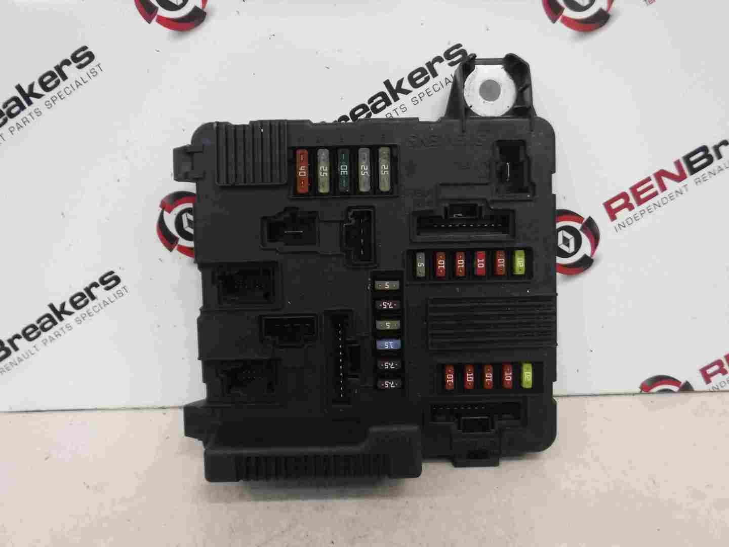 Renault Megane Scenic 2003-2009 Engine Bay UPC Unit Fuse Box SR