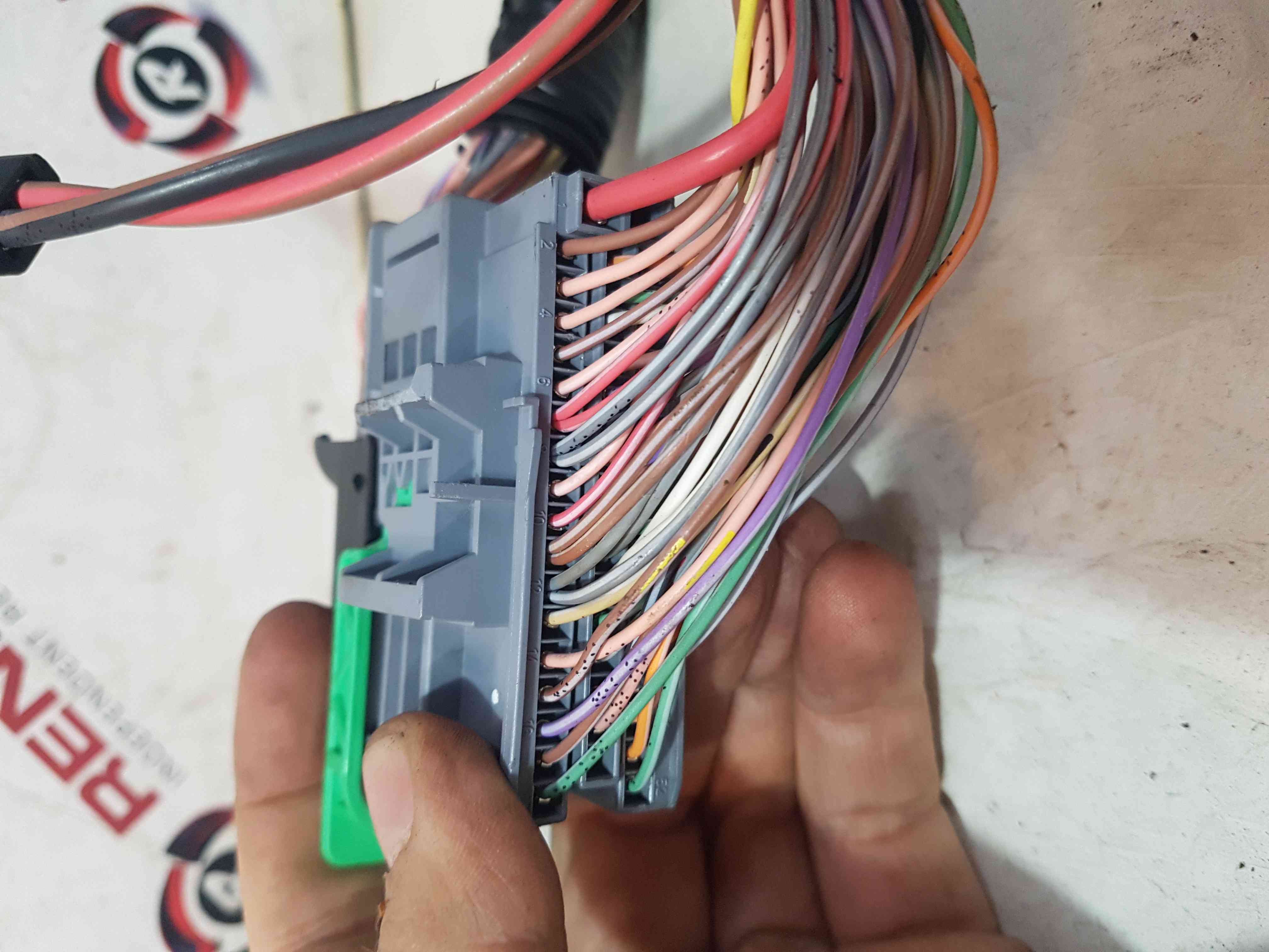 Thumb 4 Renault Megane Scenic 2003-2009 NSF Under Floor Repair Wiring Loom Wiring