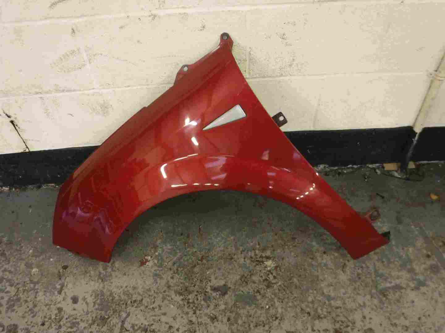 Renault Megane Scenic 2003-2009 Passenger NS Wing Red TEB76