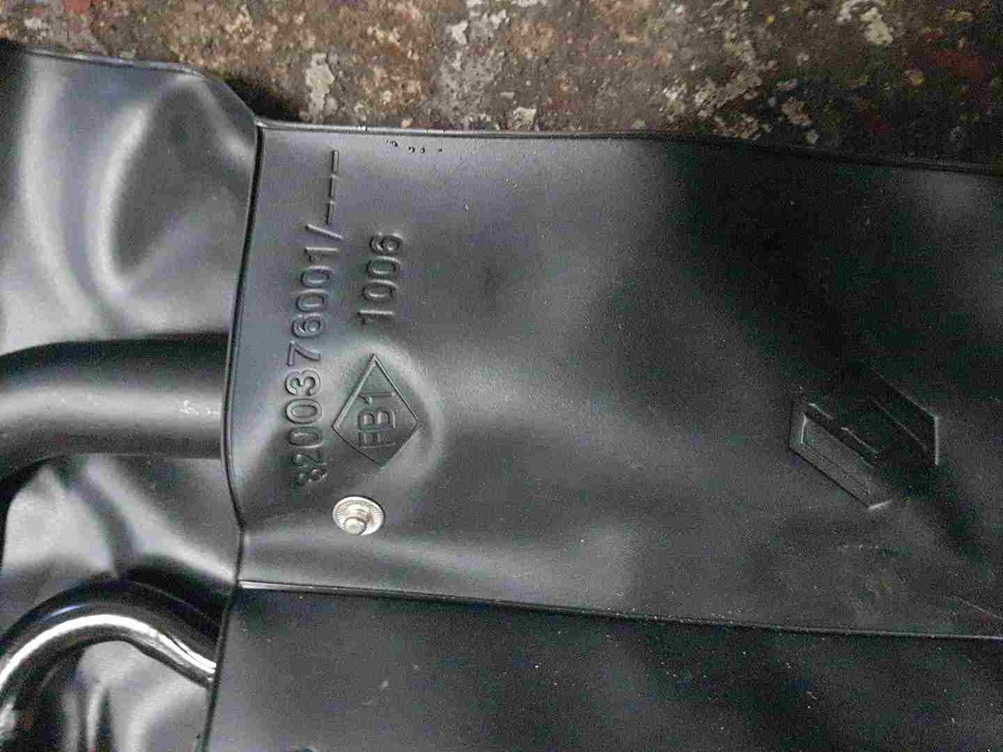 Thumb 4 Renault Megane Scenic 2003-2009 Towing EYE Kit + Case 8200376001