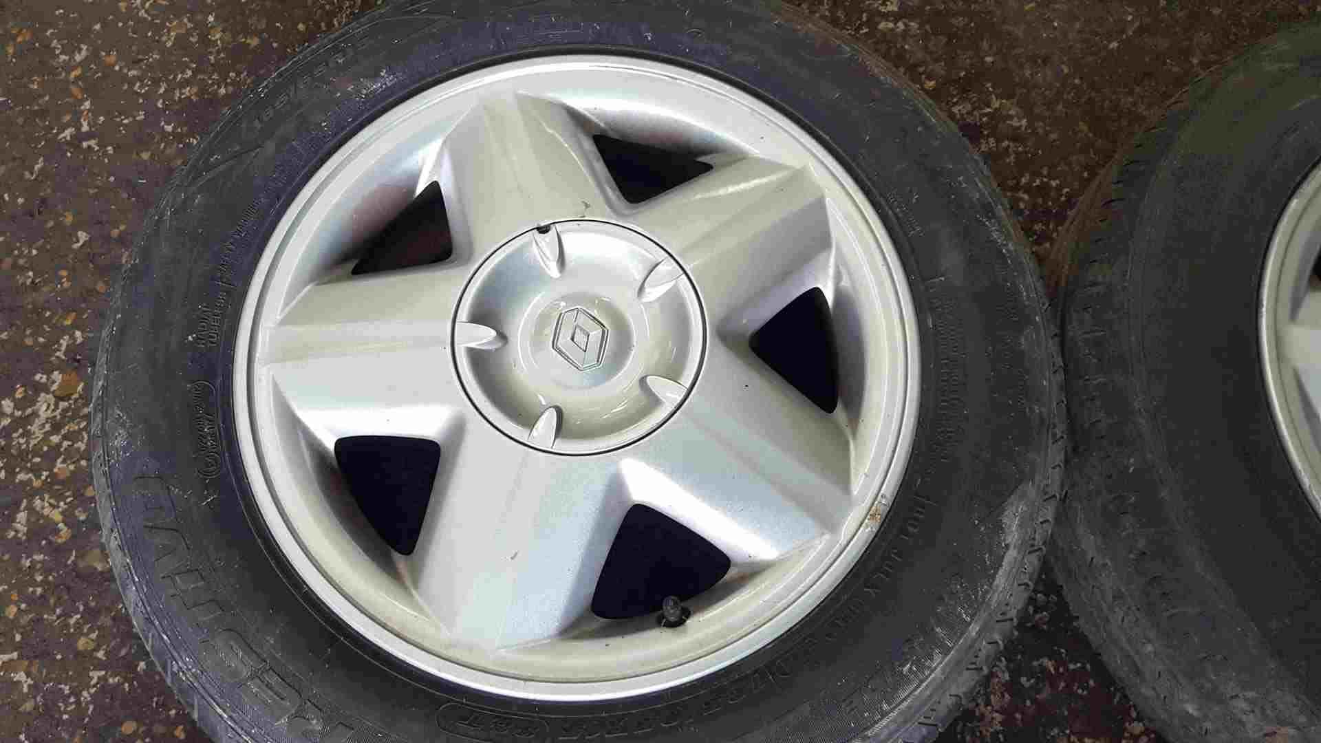 Thumb 4 Renault Megane Scenic Kangoo 1999-2003 Saros Alloy Wheels Set 15inch