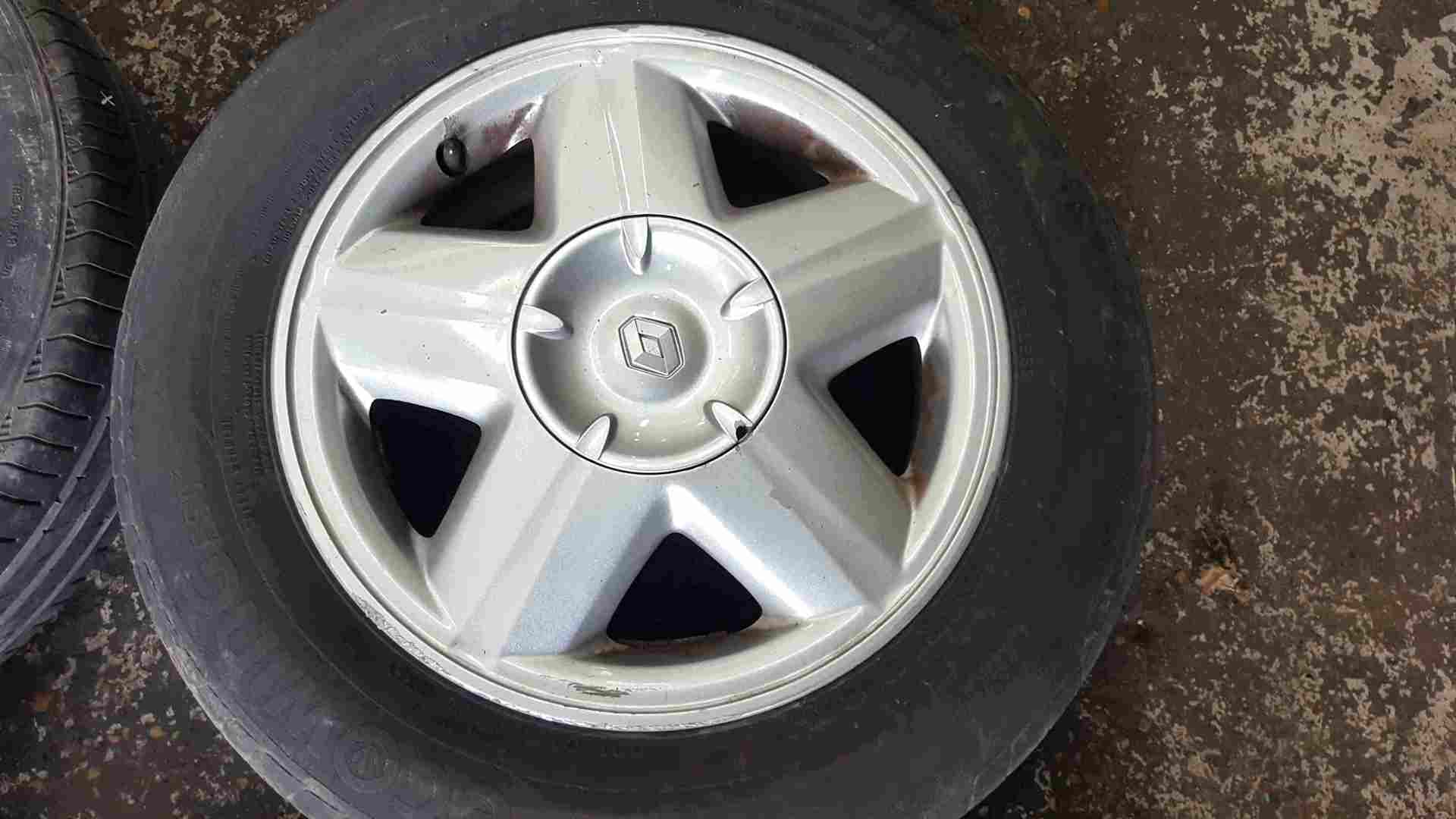 Thumb 2 Renault Megane Scenic Kangoo 1999-2003 Saros Alloy Wheels Set 15inch