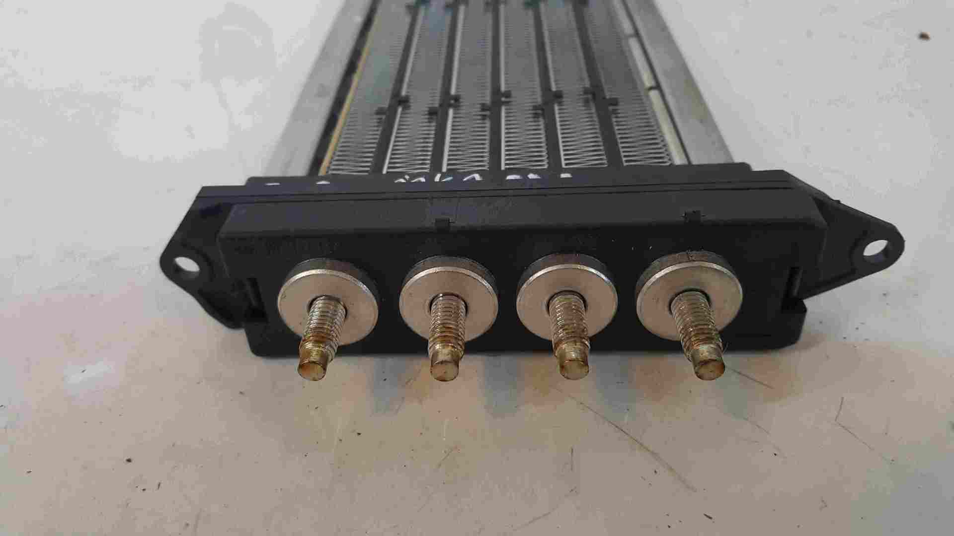 Thumb 2 Renault Megane Scenic MK3 2009-2016 Aux Heater Unit Exchange Radiator 666601C
