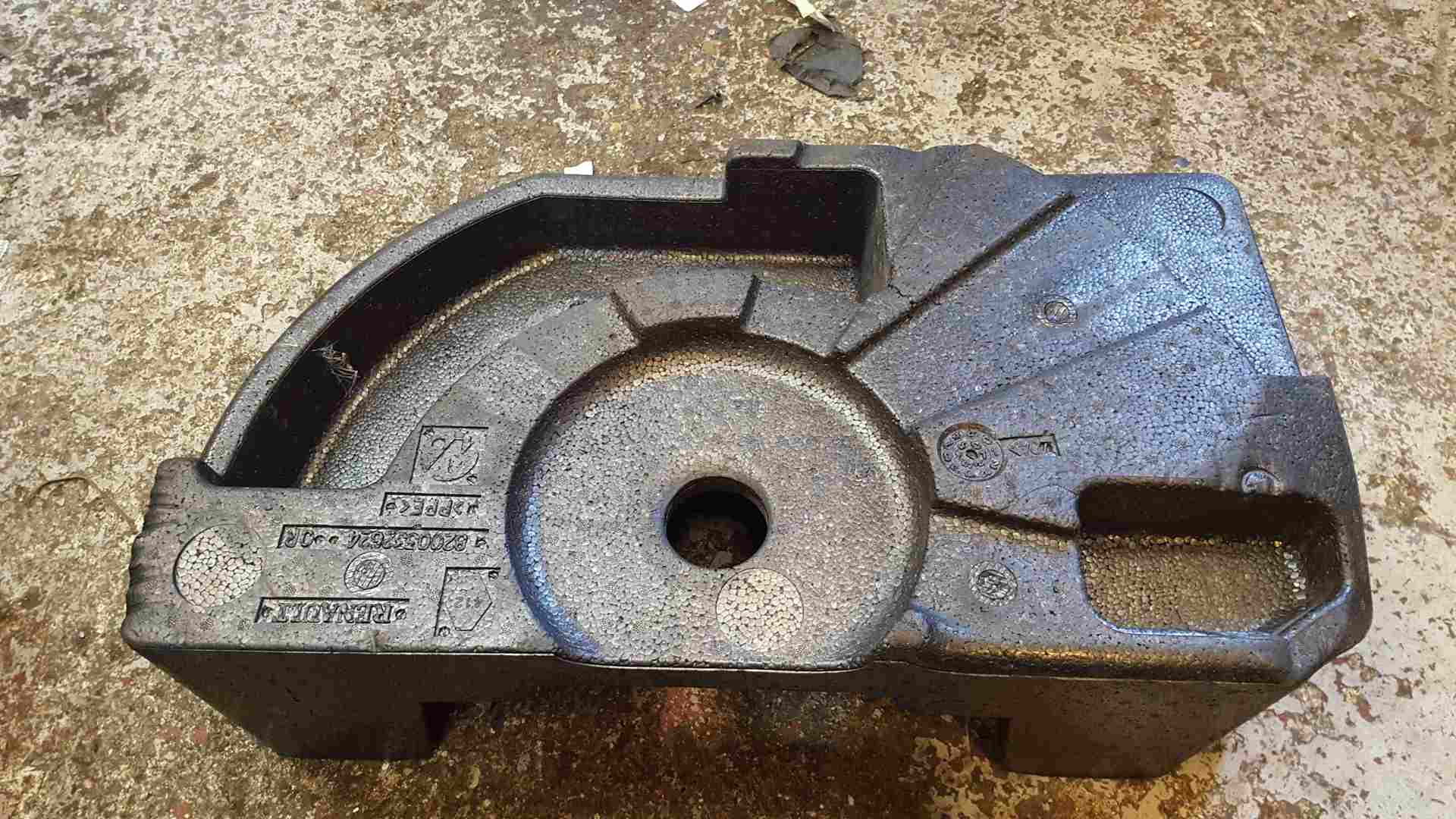 Thumb 3 Renault Megane Sport 2002-2008 225 Boot Foam Insert 8200332624
