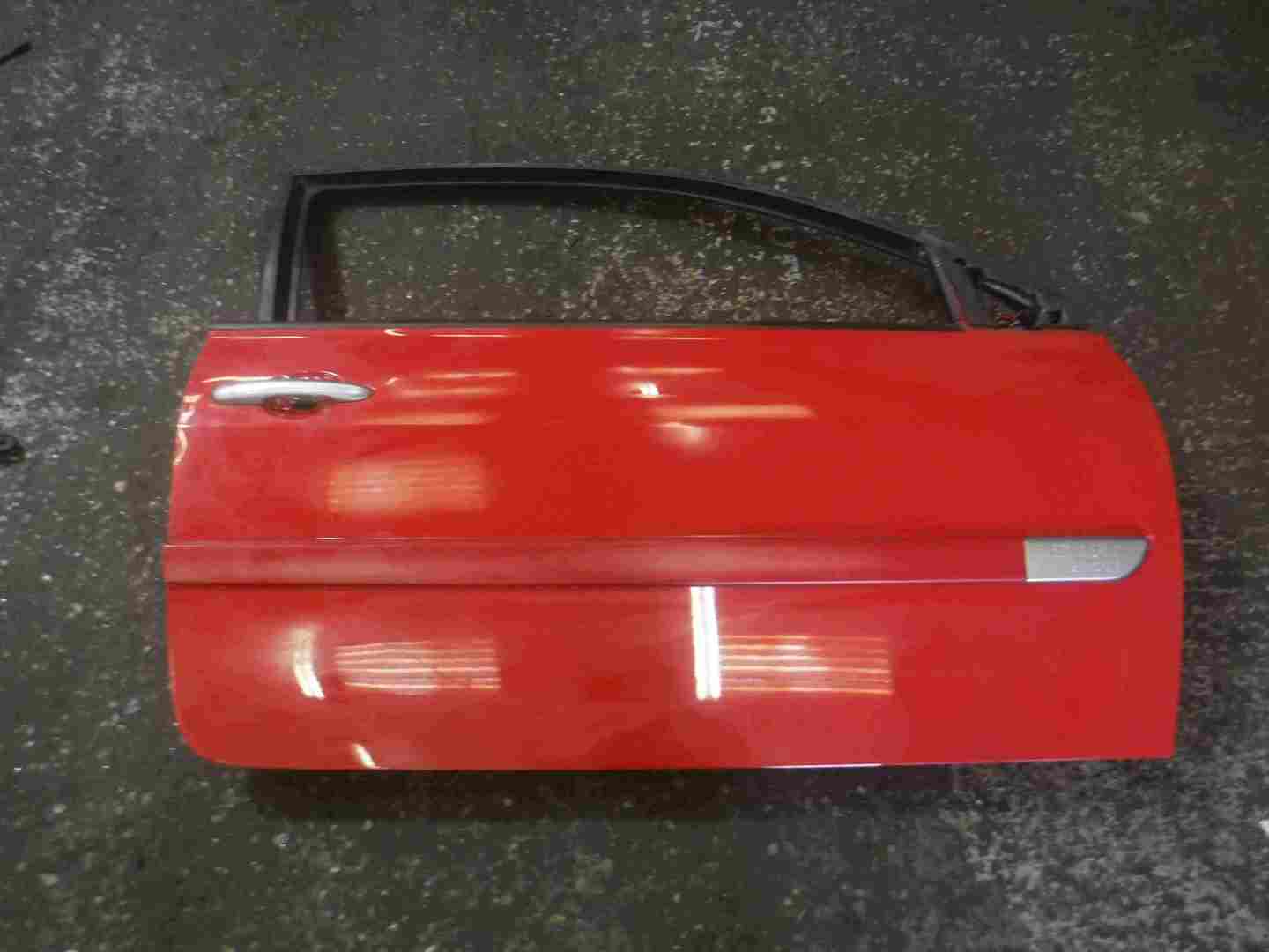Renault Megane Sport 2002-2008 225 Drivers OSF Front Door Red 727 3dr 