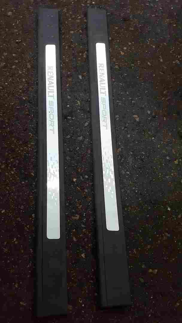 Thumb 4 Renault Megane Sport 2002-2008 Side Sill Door Step Trims 8200148756