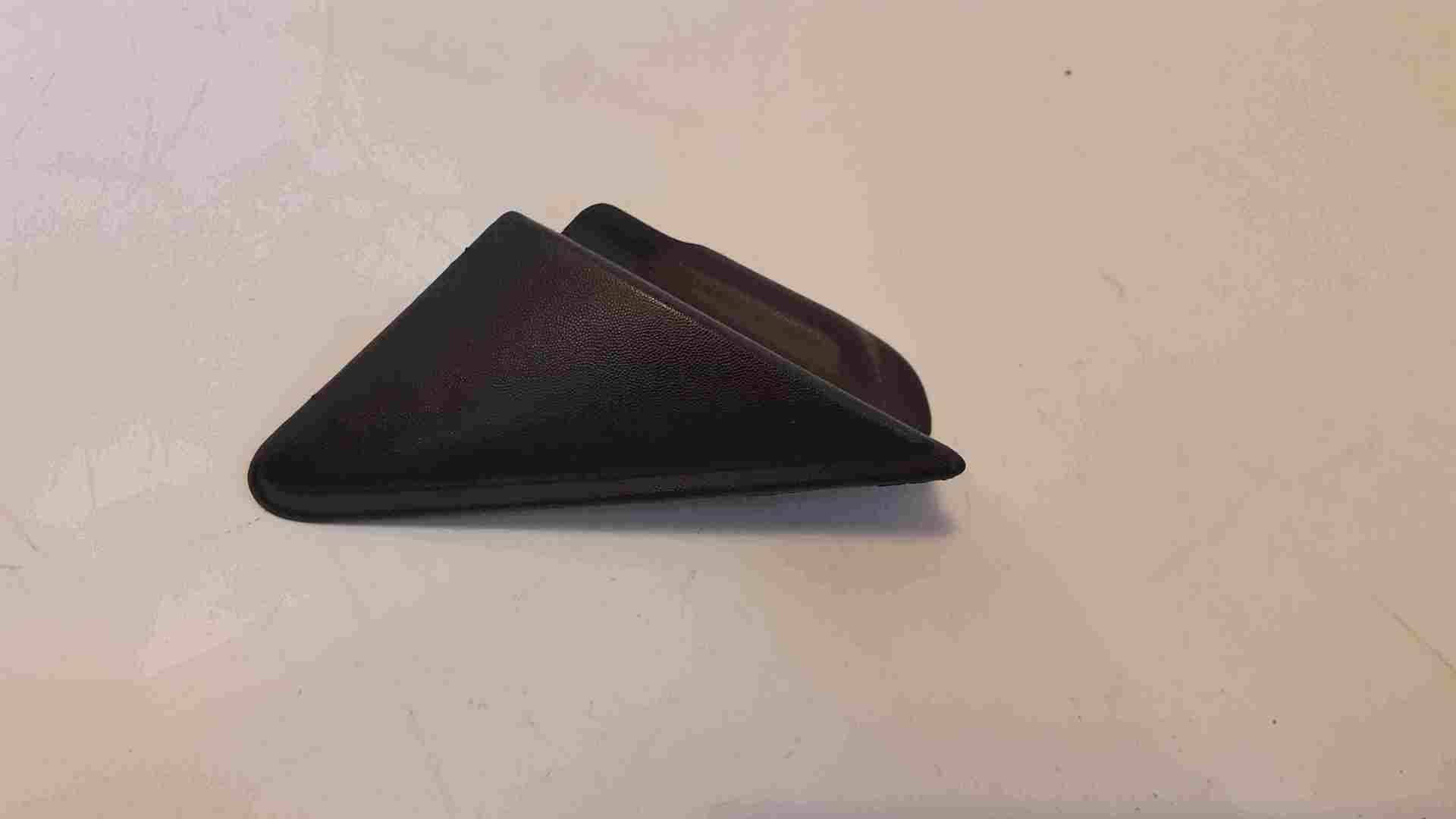 Renault Megane Sport MK2 2002-2008 225 Drivers OS Wing Plastic Insert 8200073431