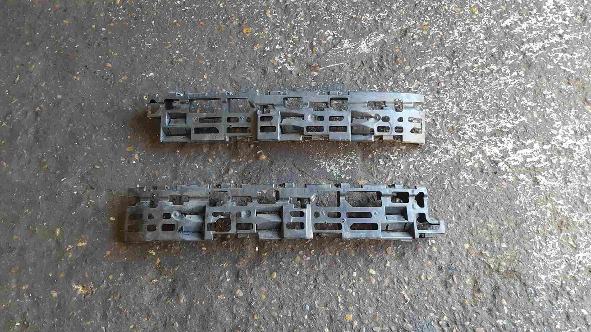 Thumb 2 Renault Megane Sport MK2 2002-2008 225 Front Bumper Plastic Panel Insert