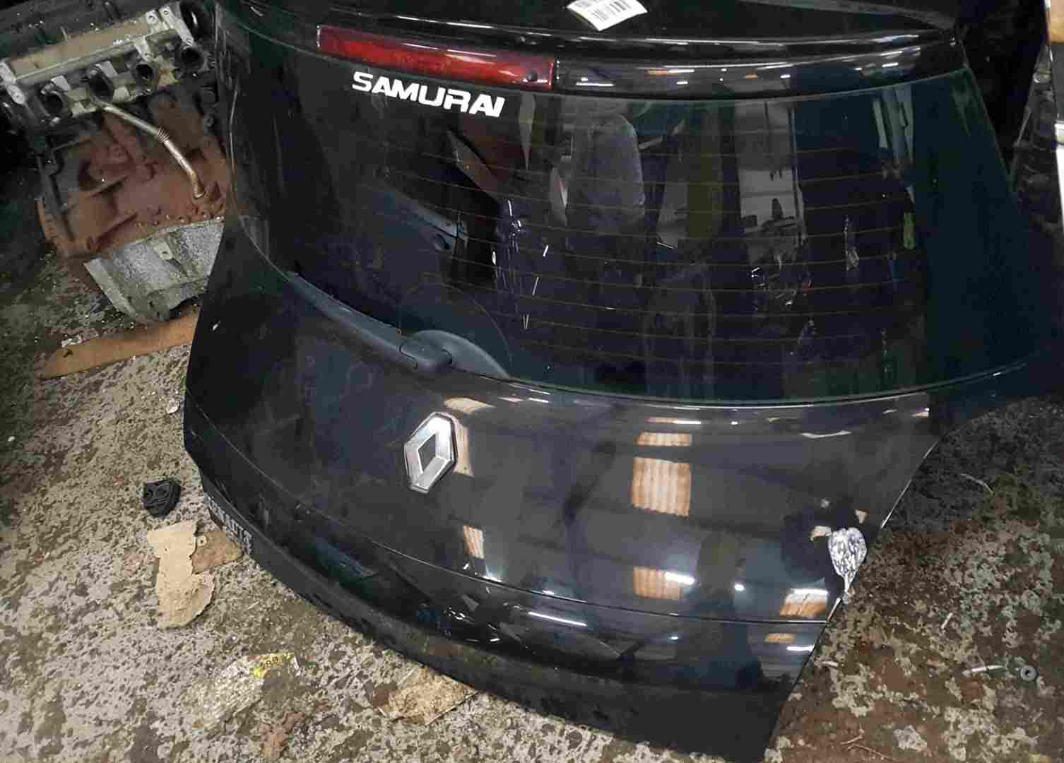 Renault Megane Sport MK2 2002-2008 225 Rear Tailgate Boot Black TE267