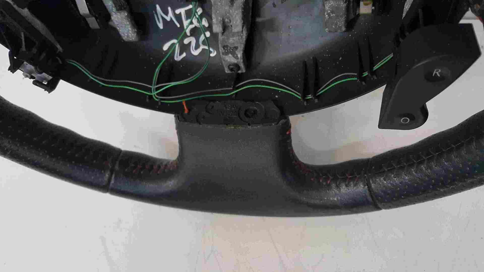 Thumb 4 Renault Megane Sport MK2 2002-2008 225 Steering Wheel 8200106306 8200282593