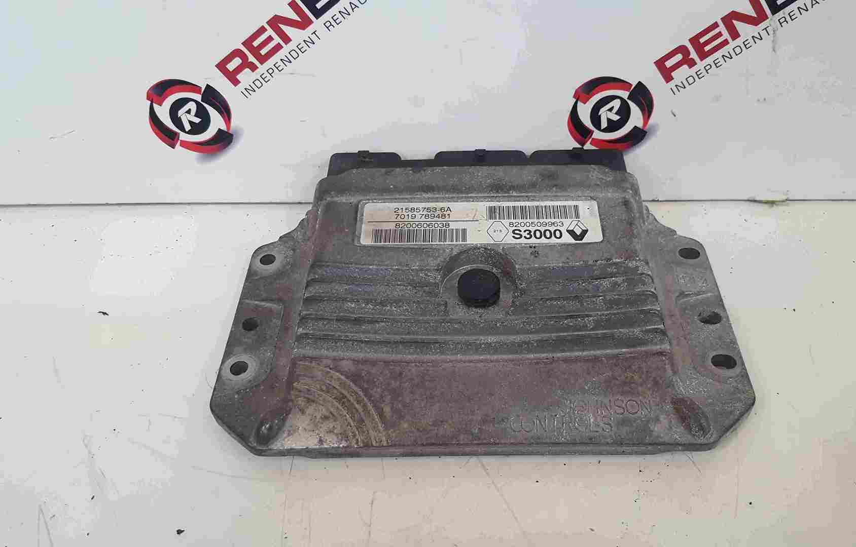 Thumb 2 Renault Megane Sport MK2 2002-2008 226 Engine Control Unit ECU 8200606038