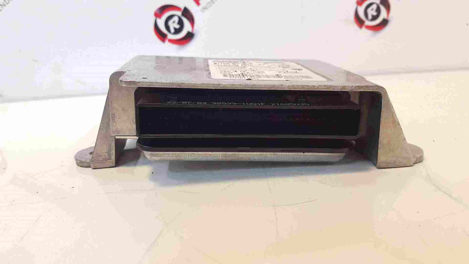 Thumb 3 Renault Megane Sport MK2 2002-2008 Airbag ECU Module 8200411010