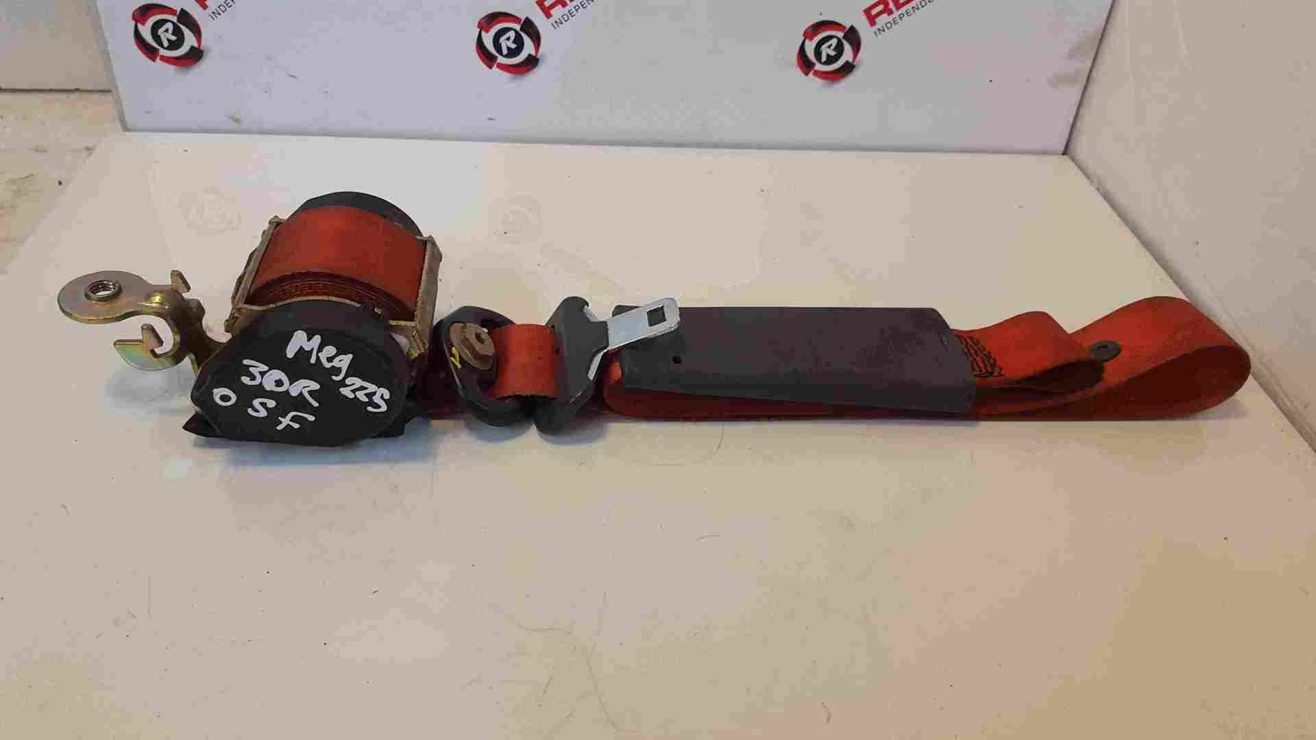 Renault Megane Sport MK2 2002-2008 Drivers OSF Front Seat Belt Red 3dr