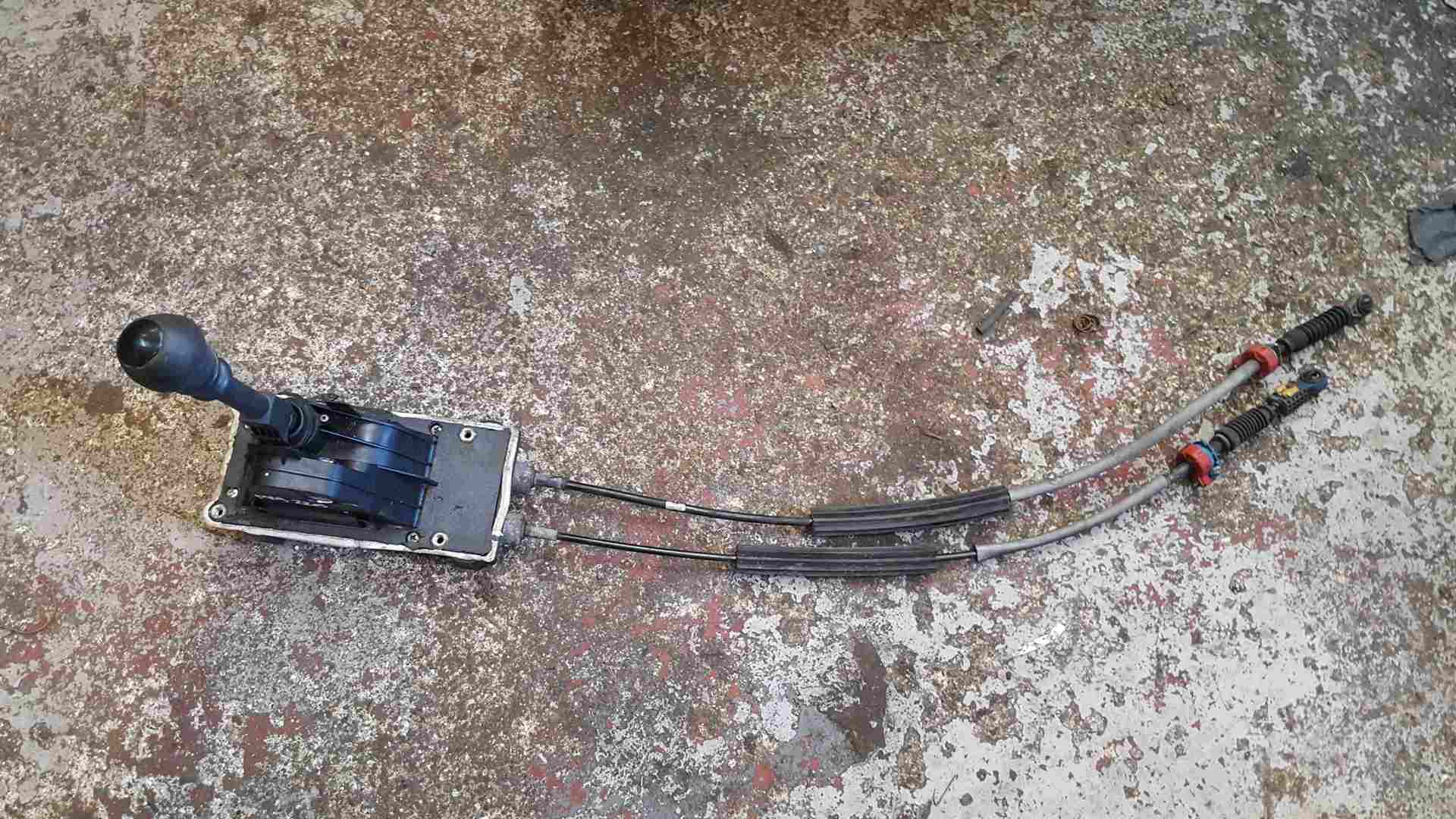 Renault Megane Sport MK2 2002-2008 Gearstick Mechanism + Cables
