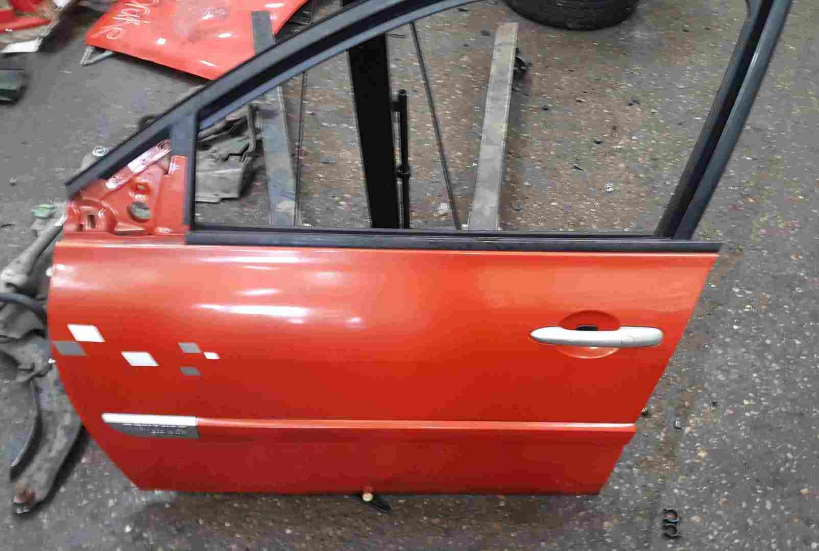 Renault Megane Sport MK2 2002-2008 Passenger NSF Front Door Red TED38 5dr