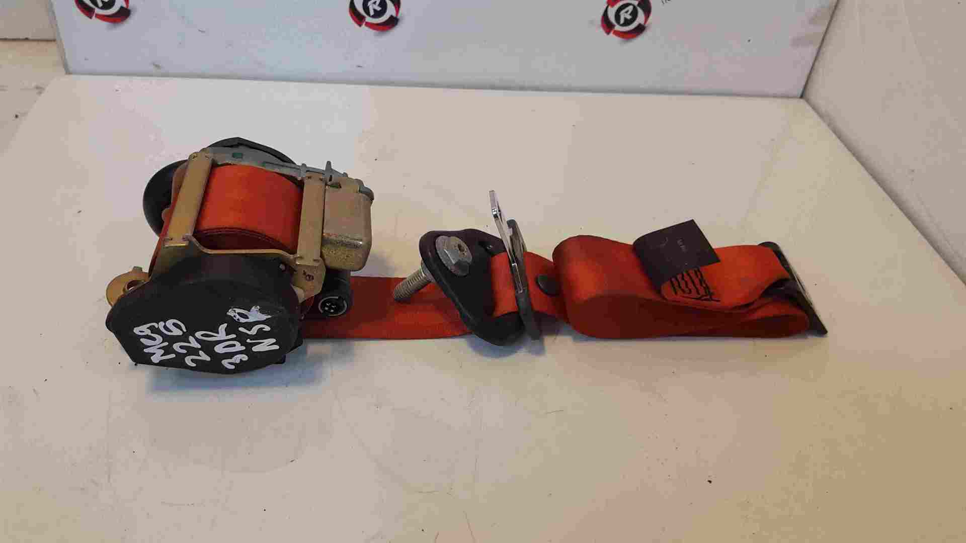 Renault Megane Sport MK2 2002-2008 Passenger NSR Rear Seat Belt Red 3dr