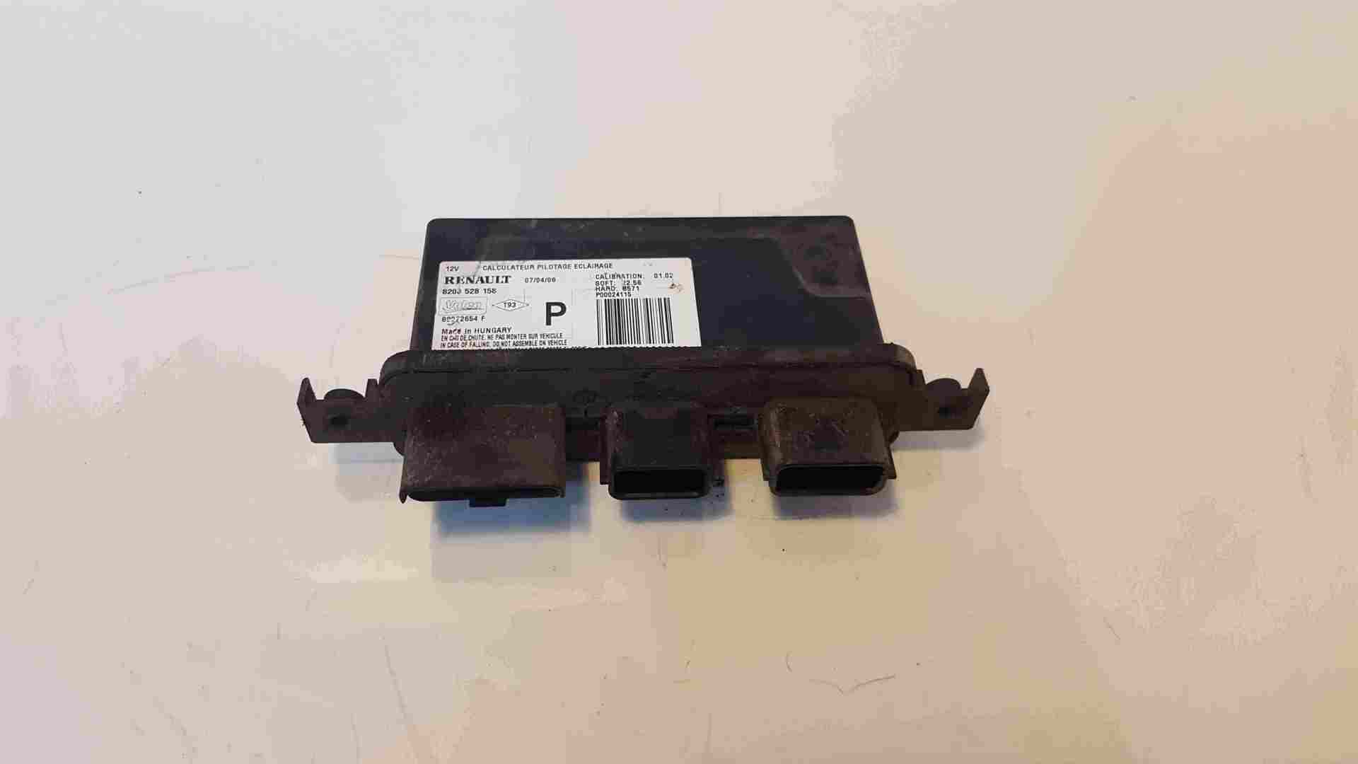 Renault Megane Sport MK2 2002-2008 Xenon Headlight Module Computer 8200528158