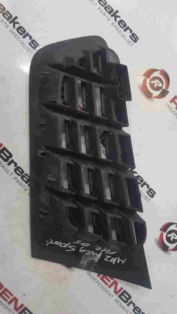 Thumb 3 Renault Megane Sport MK2 2006-2008 Drivers OSF Front Bumper Grill Insert