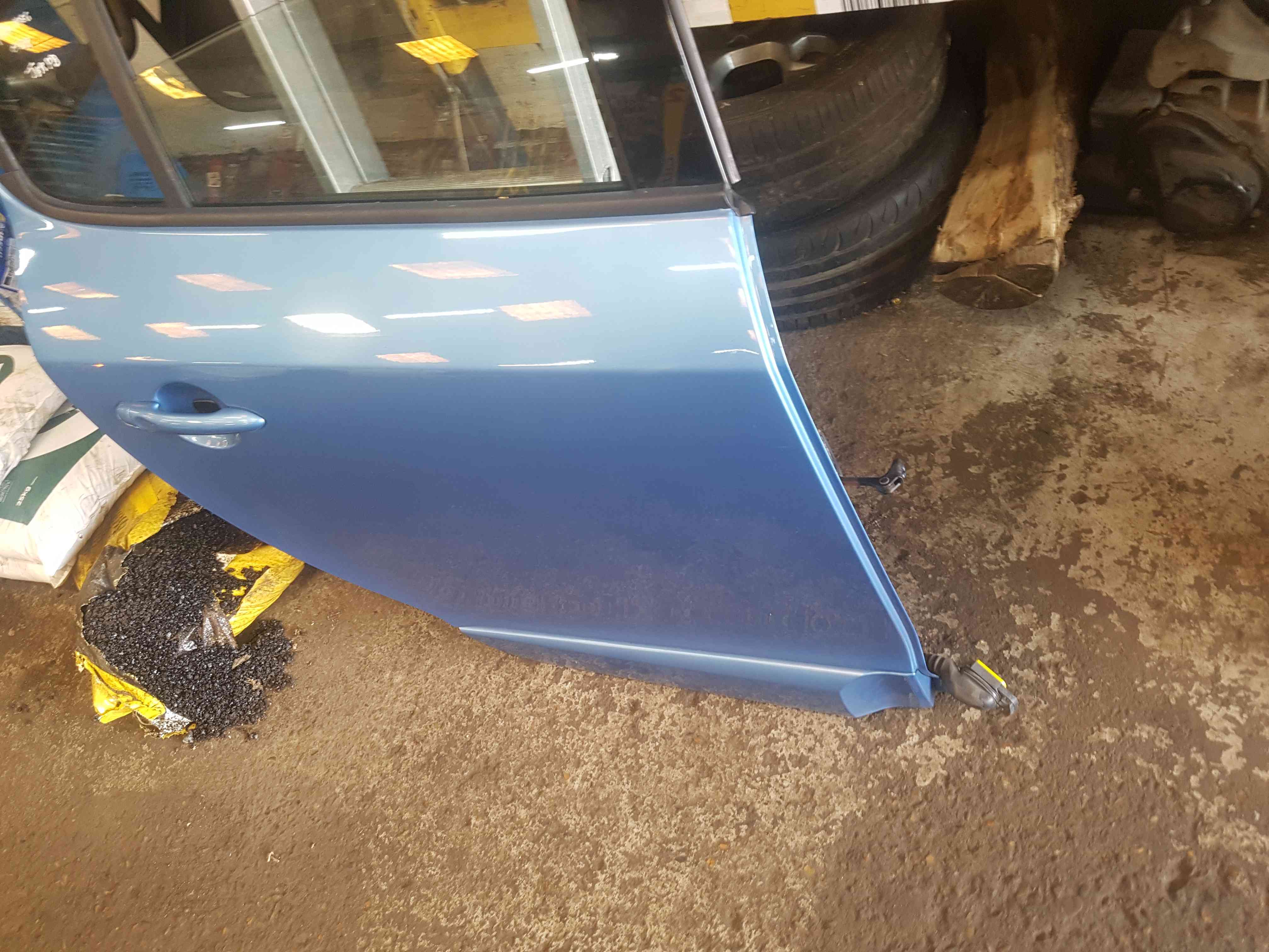 Thumb 2 Renault Megane hatchback MK3 2008-2014 Drivers OSR Front Door Blue terpb