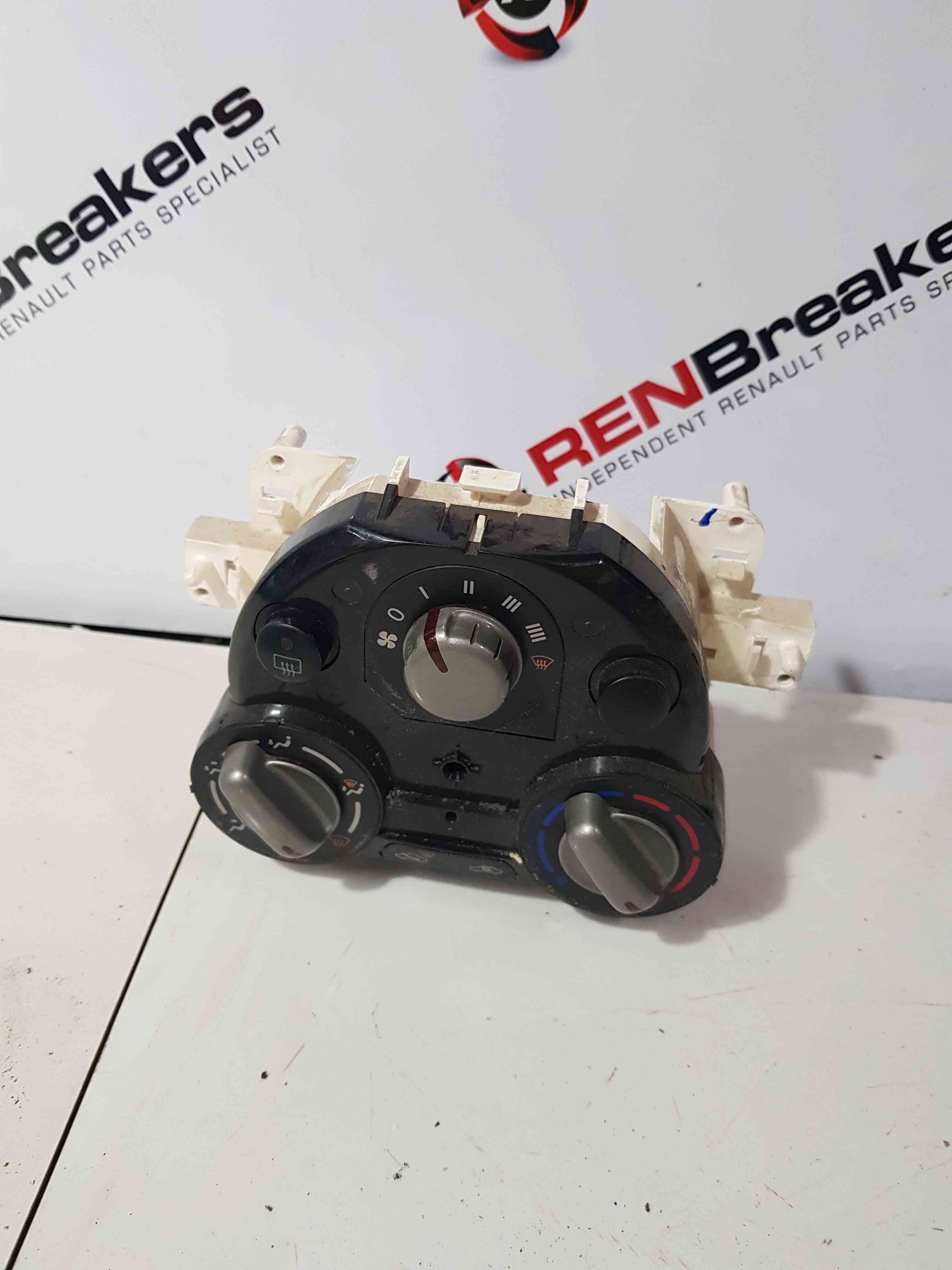 Thumb 5 Renault Micra K13 2010-2017 Heater Controls Dials Switch Button